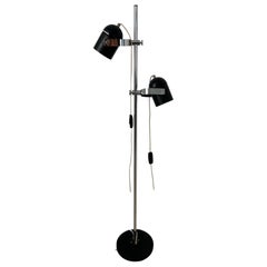 Lampadaire noir et chromé moderne du milieu du siècle dernier conçu par Stanislav Indra, 1970