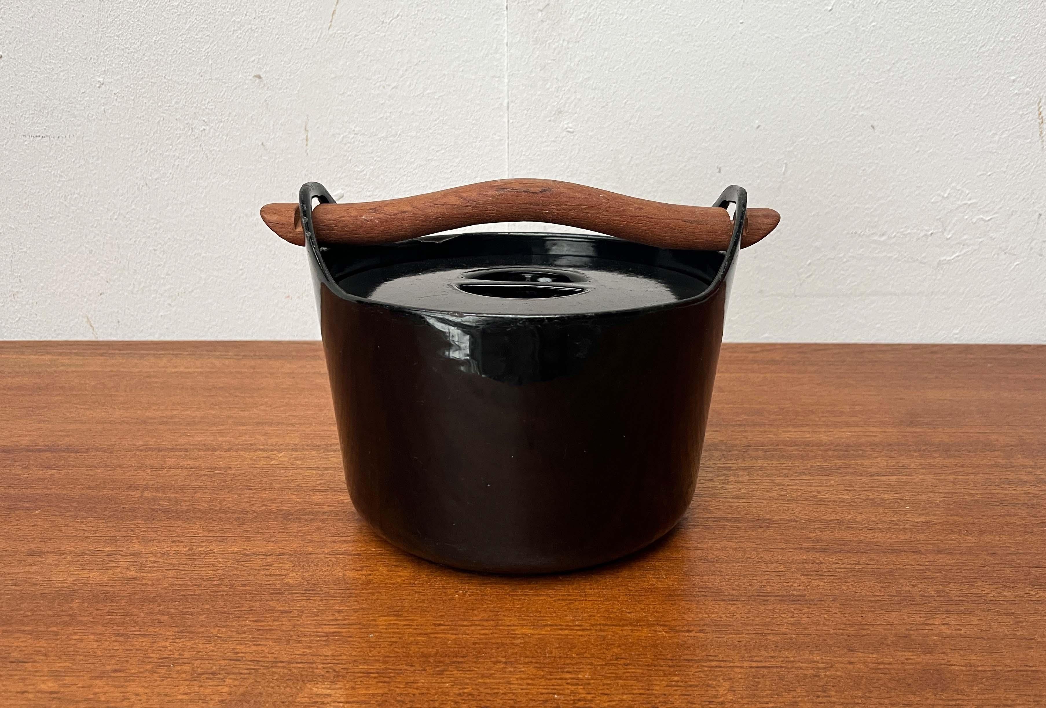 Mid-Century Modern Schwarz Emaille Topf Teak Griff Timo Sarpaneva Rosenlew Finnland im Angebot 3