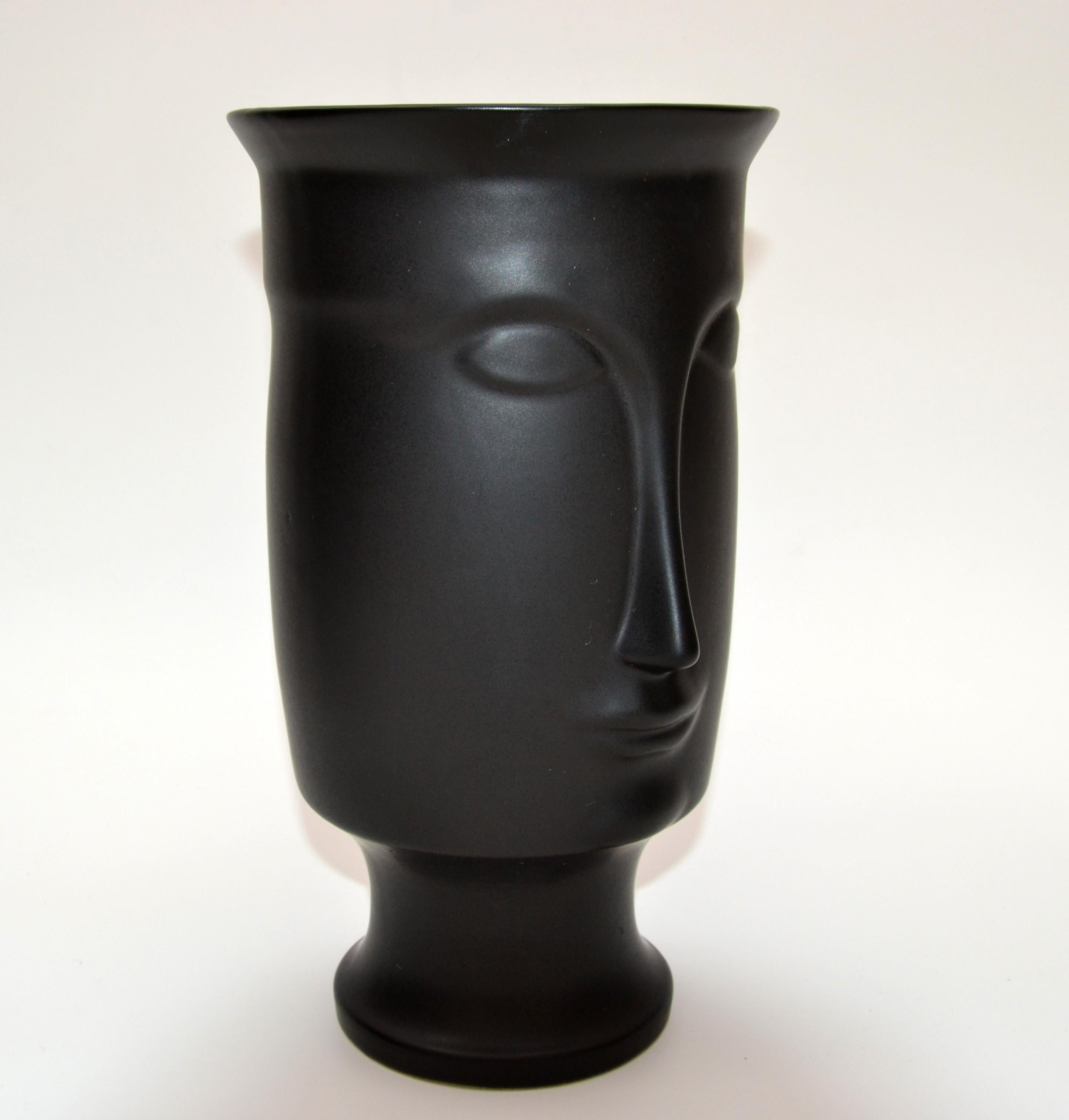 Mid-Century Modern Black Face Head Keramik Vase Keramik (Moderne der Mitte des Jahrhunderts) im Angebot