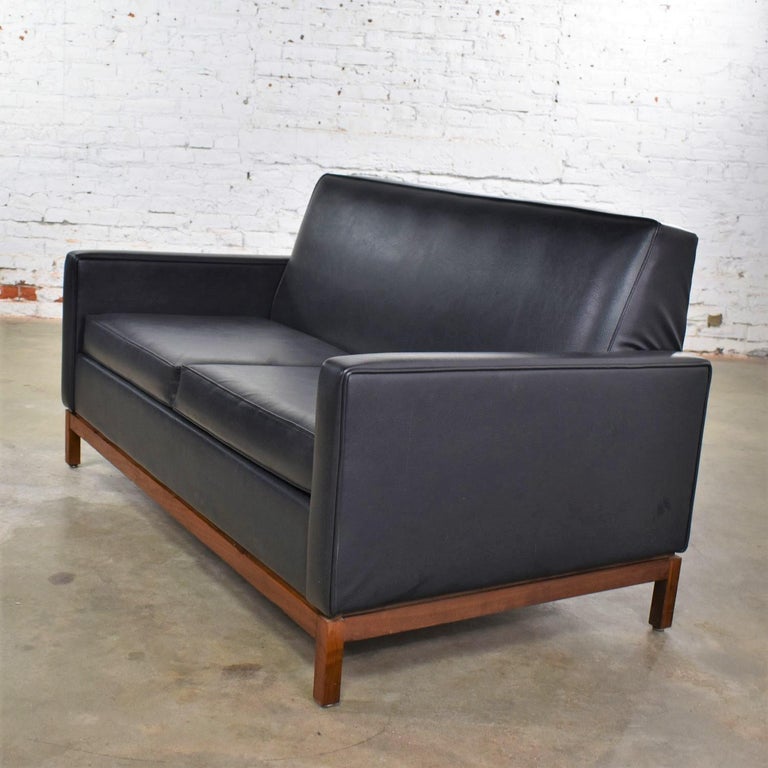 20th Century Mid-Century Modern Black Faux Leather Love Seat Sofa by Taylor Chair Co. Style D For Sale