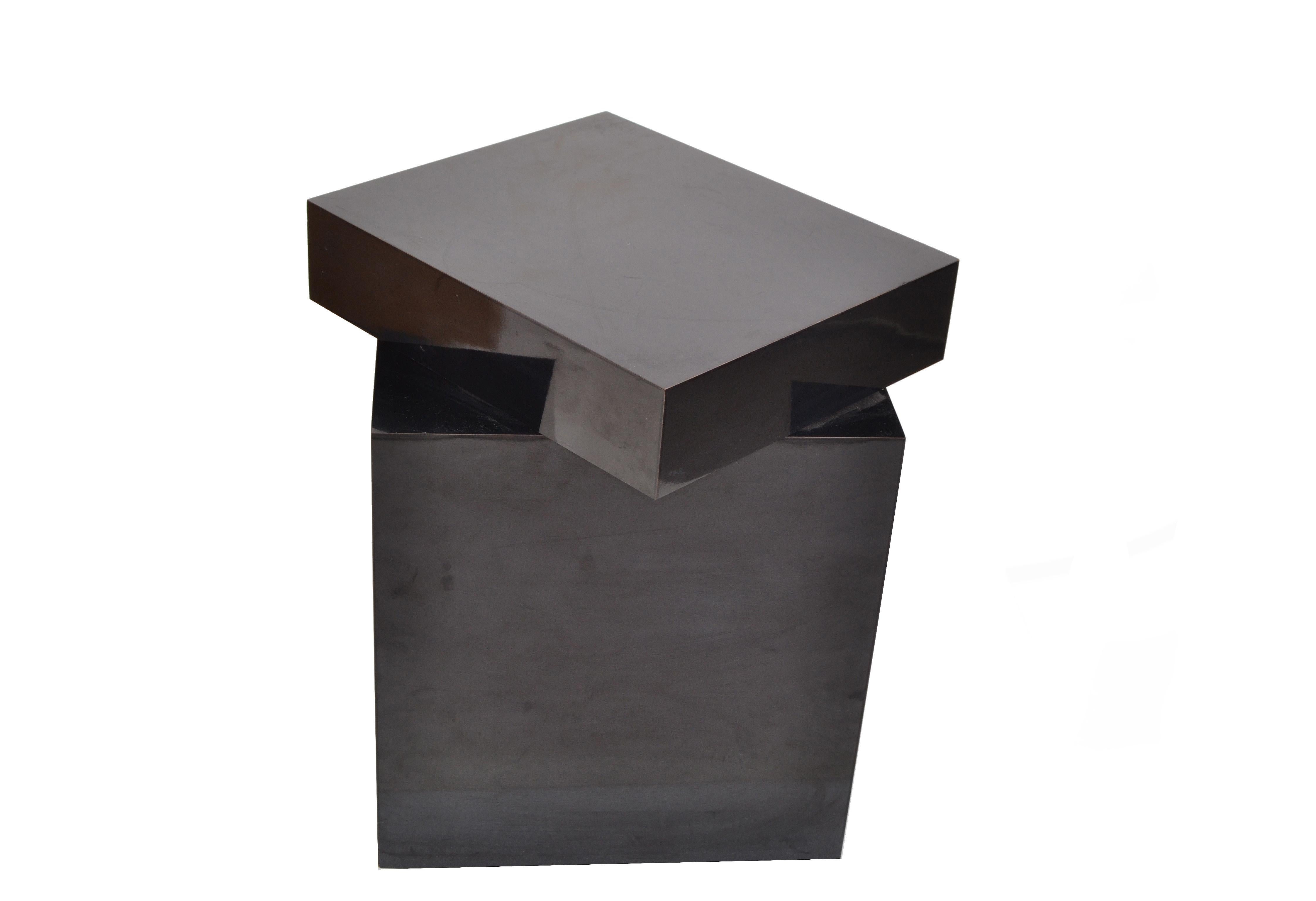 modern sculpture pedestal