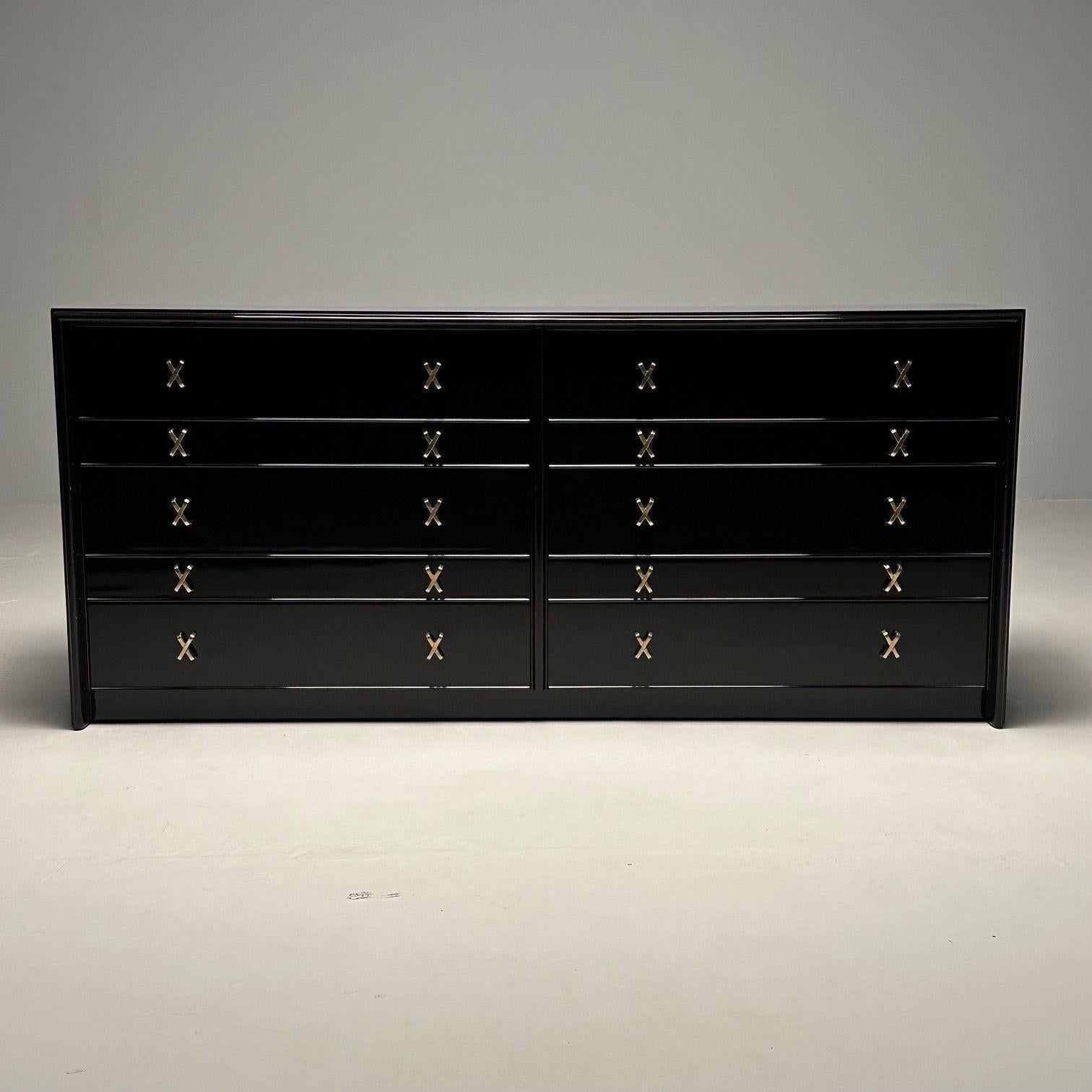 Mid-Century Modern Black Lacquer Paul Frankl Stamped John Stuart Double Dresser In Good Condition For Sale In Stamford, CT