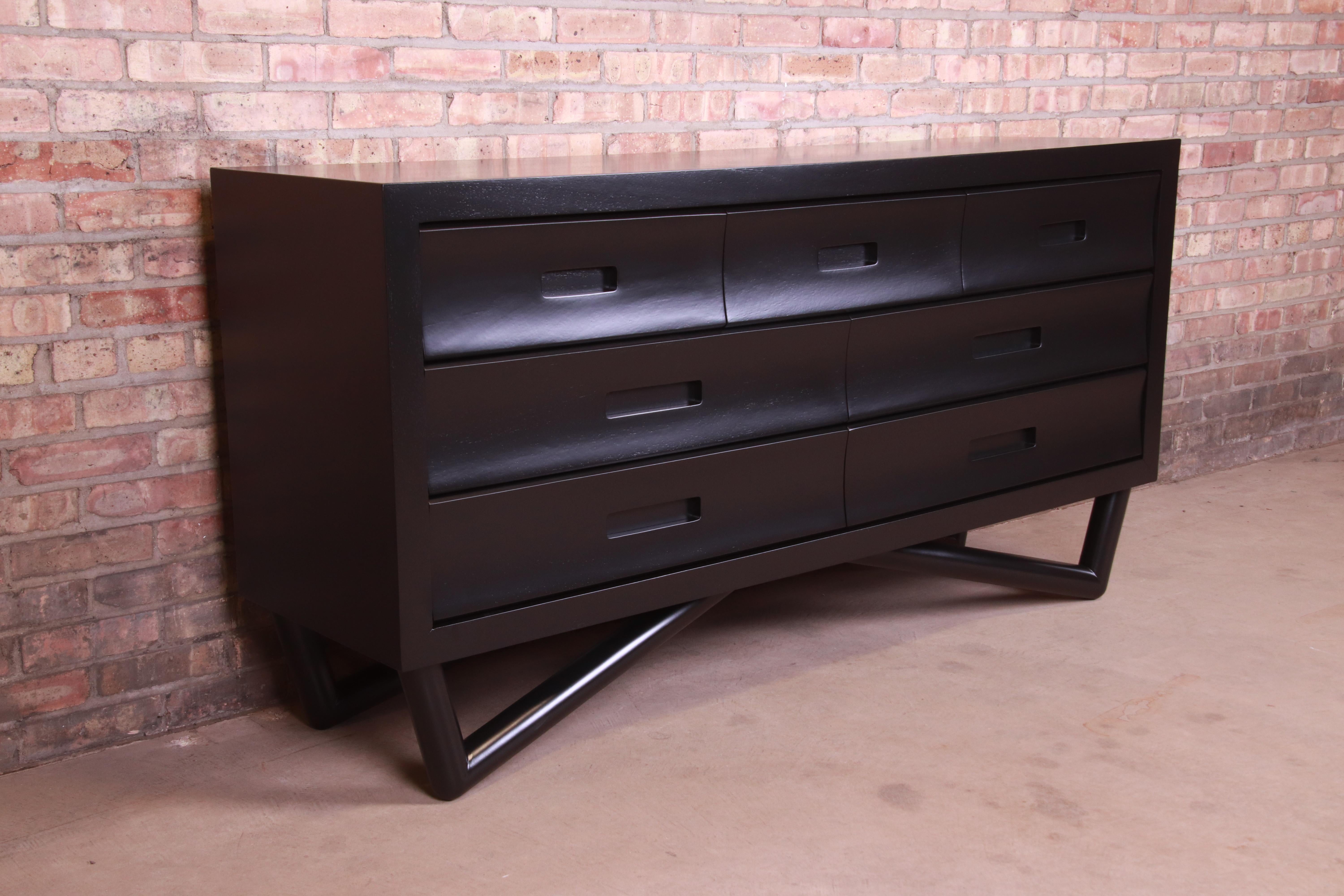 American Mid-Century Modern Black Lacquered Long Dresser or Credenza, Newly Refinished