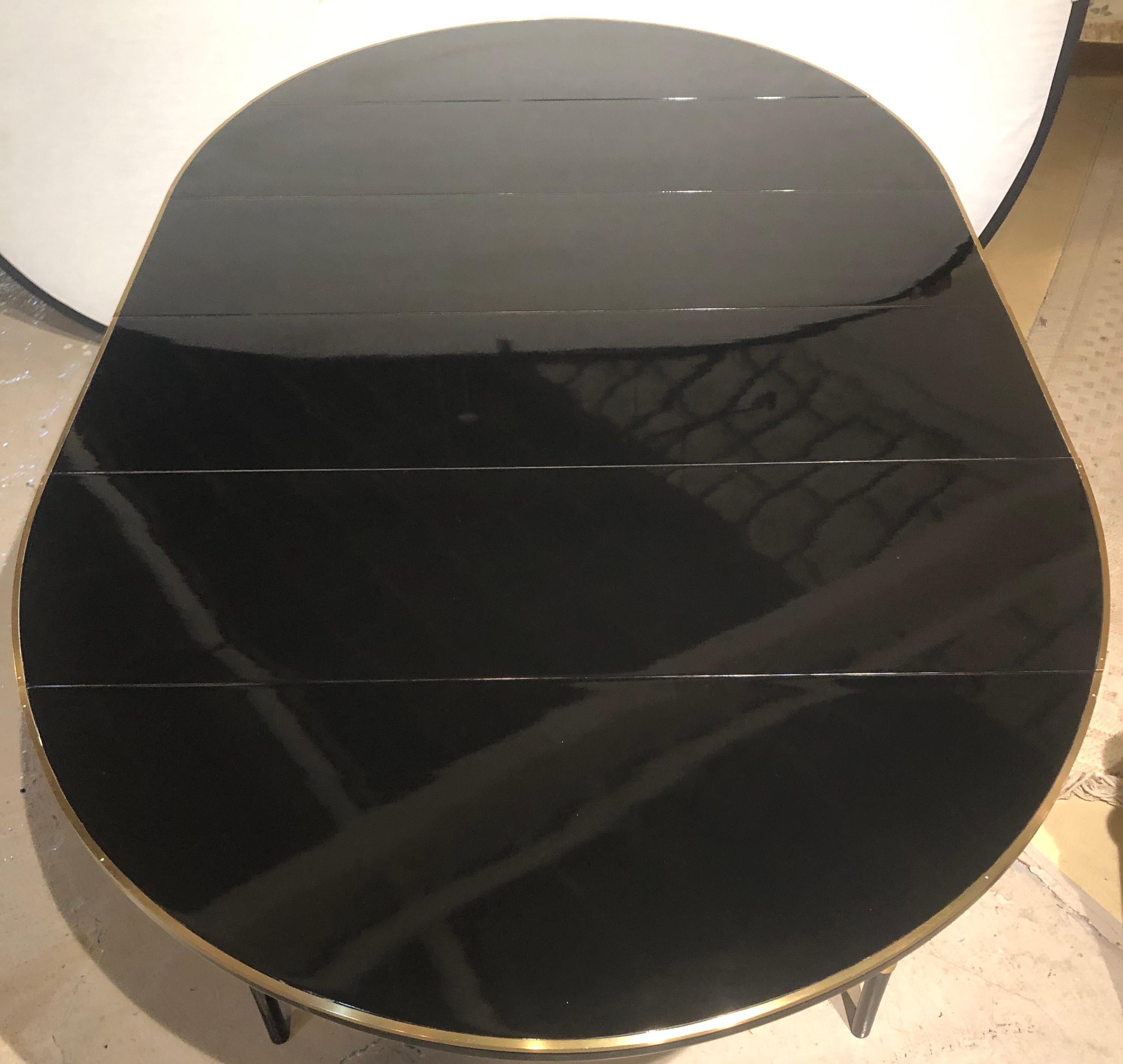 Mid-Century Modern Black Lacquered Paul McCobb Serving / Dining Table 5 Leaves 3