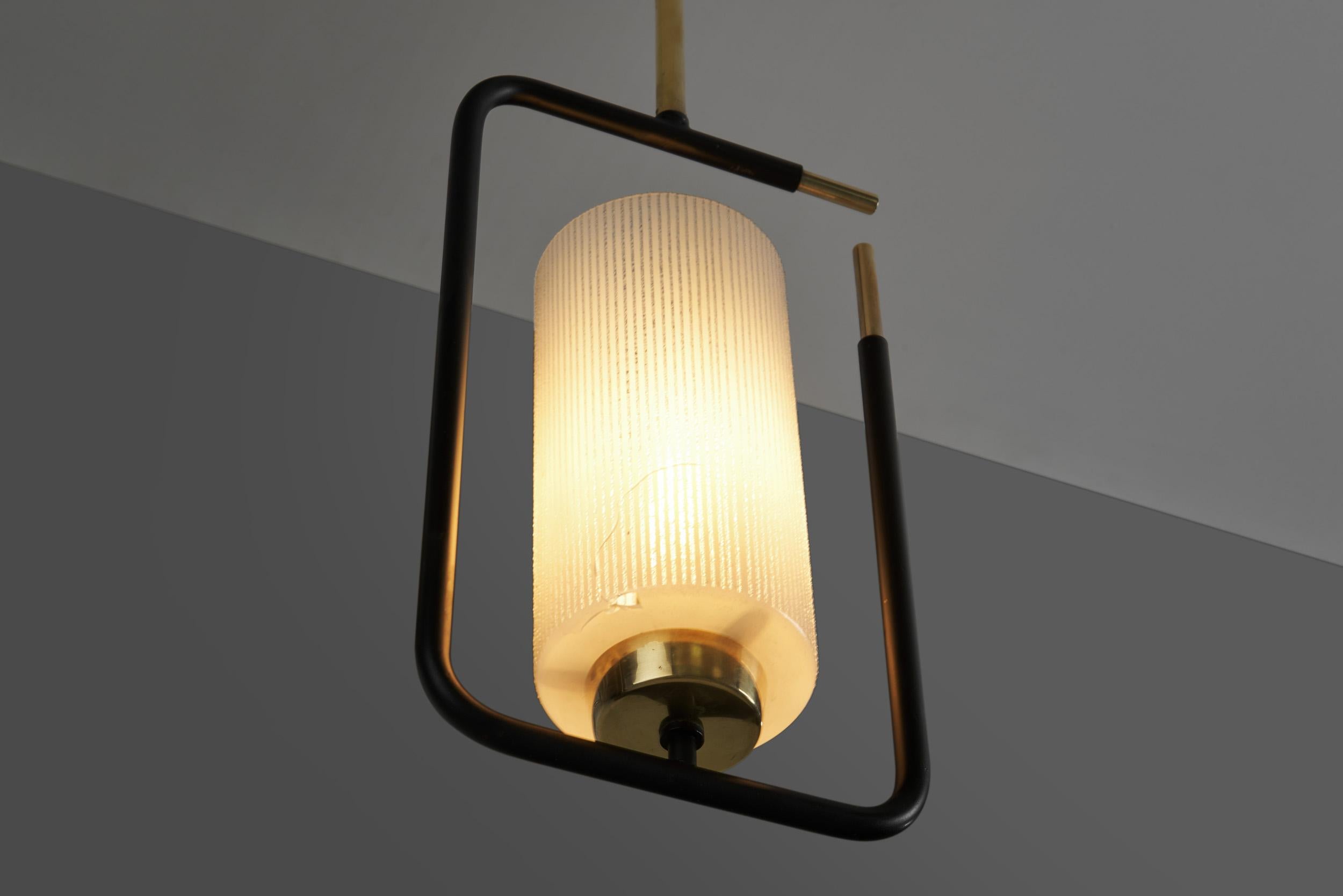 Mid-Century Modern Black Lacquered Pendant Light, Europe, 1950s For Sale 4