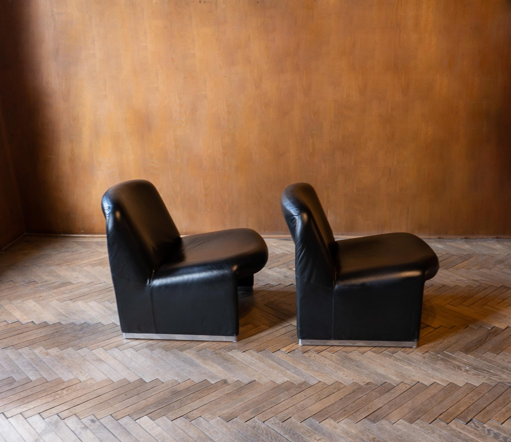 Mid-Century Modern Black Leather Alky Chairs 2 by Giancarlo Piretti, Italy 1970s In Good Condition In Vienna, AT