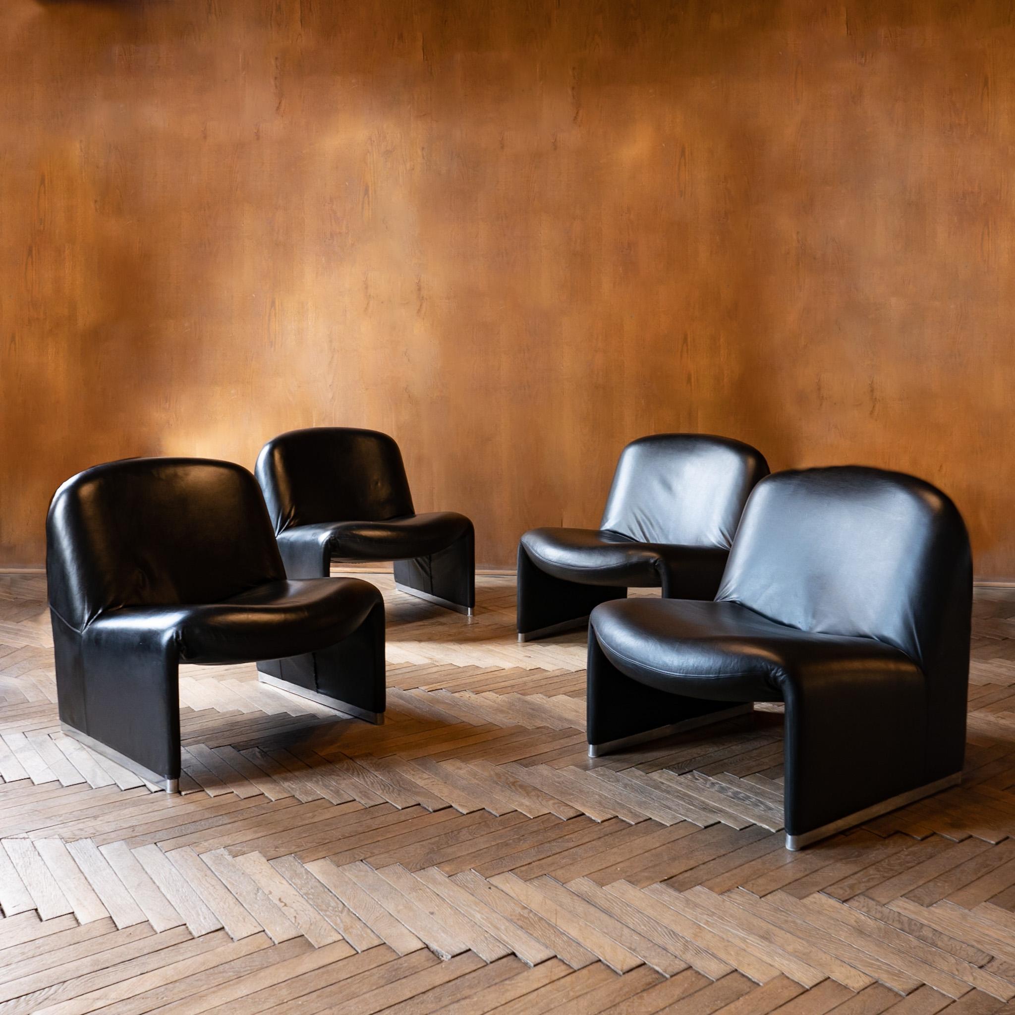 Mid-Century Modern Black Leather Alky Chairs by Giancarlo Piretti, Italy 1970s.

This set of 4 black Alky chairs in original leather upholstery were designed by Giancarlo Piretti for Castelli in the 70s.

The Alky chair is a stunning example of