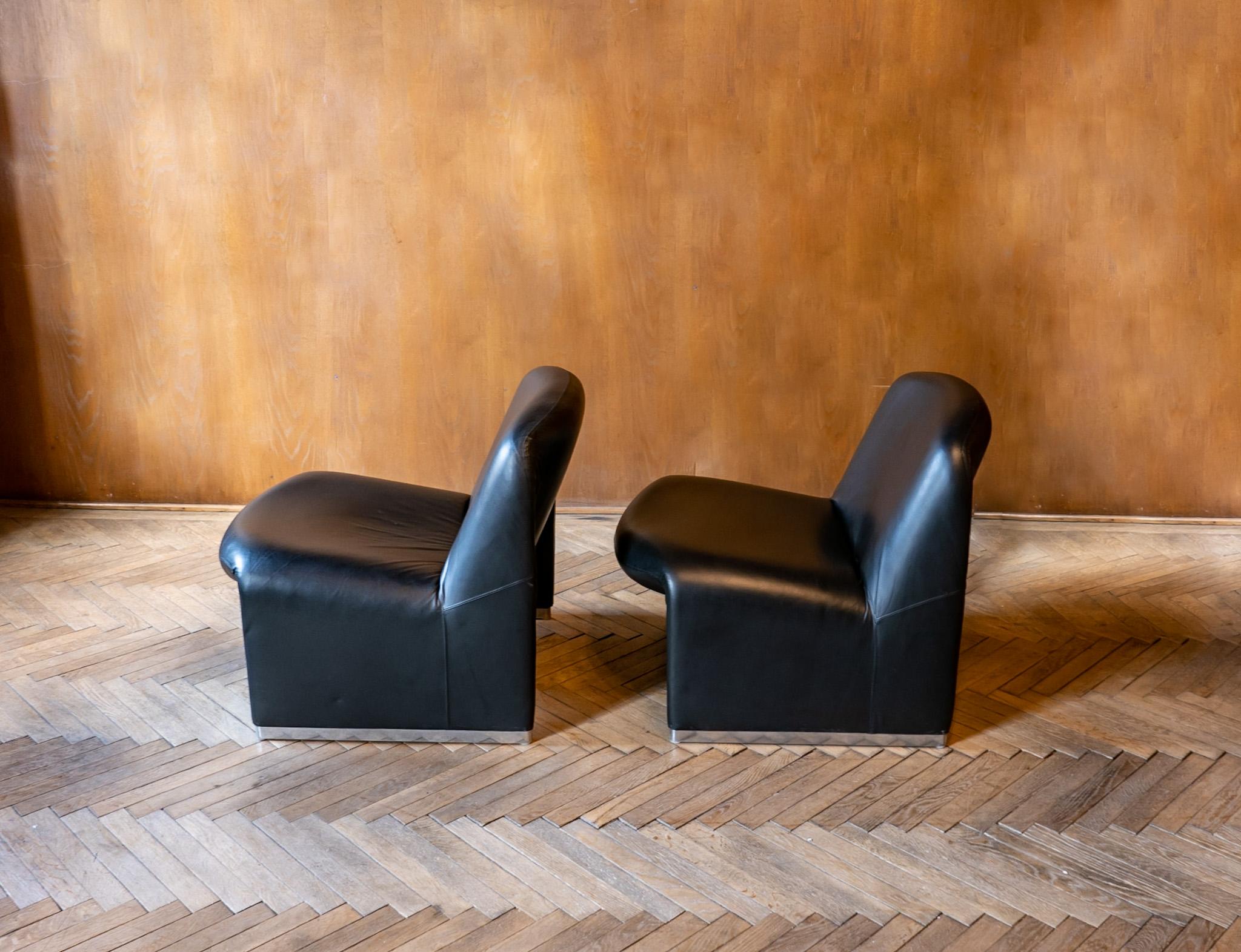 Mid-Century Modern Black Leather Alky Chairs2 by Giancarlo Piretti, Italy 1970st In Good Condition In Vienna, AT