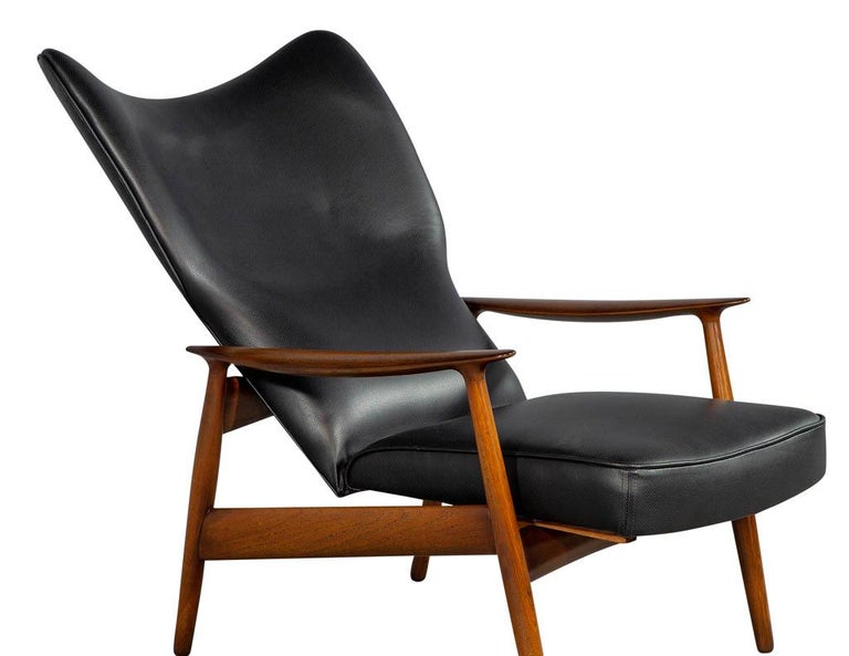 MidCentury Modern Black Leather Armchair Recliner with Matching