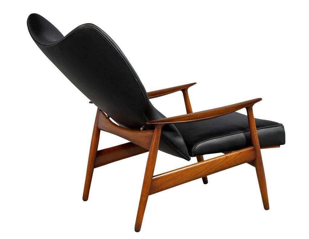 Mid-Century Modern Black Leather Armchair Recliner with Matching Ottoman 7