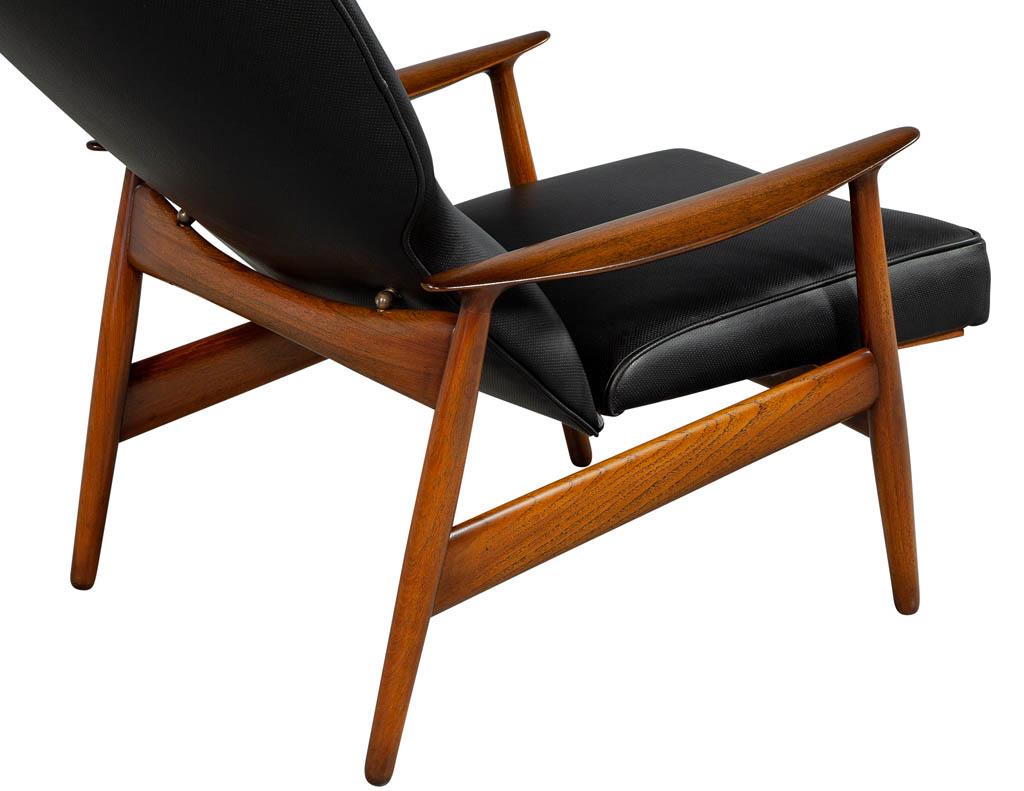 Mid-Century Modern Black Leather Armchair Recliner with Matching Ottoman 8
