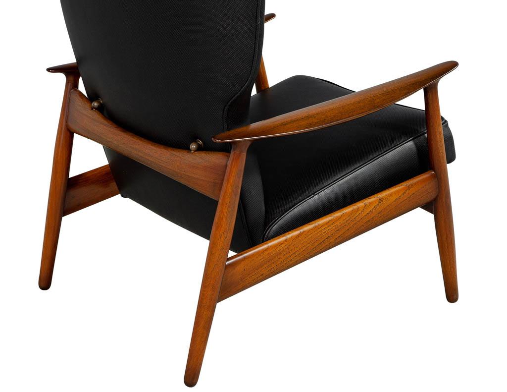 Mid-Century Modern Black Leather Armchair Recliner with Matching Ottoman 9