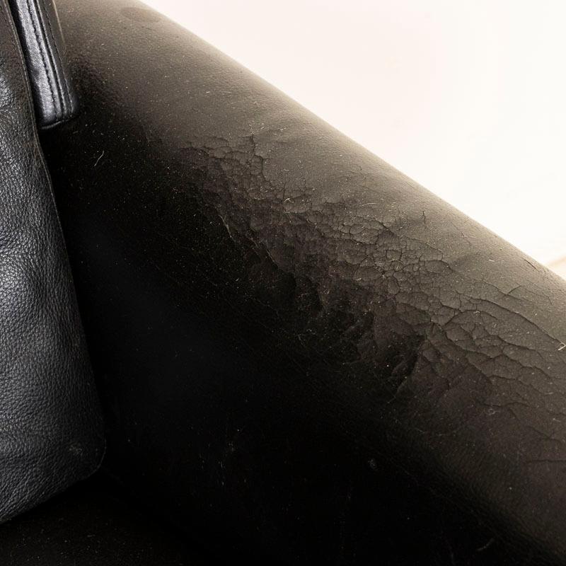 Moderner schwarzer Drehsessel mit hoher Rückenlehne aus Leder aus Dänemark, Mitte des Jahrhunderts im Angebot 6