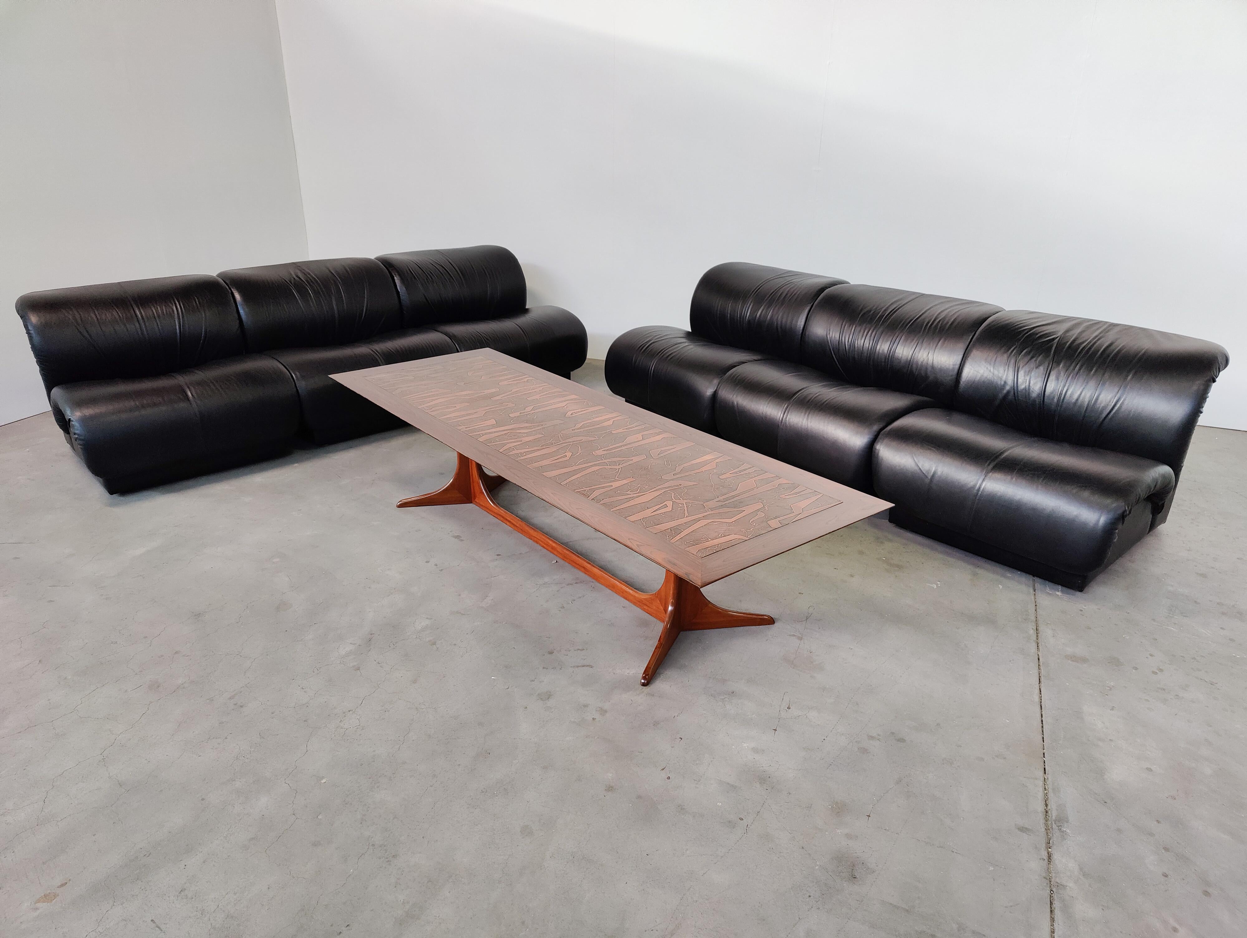 Mid-Century Modern Black Leather Modular Sofa by Doimo Salotti, Italy, 1970s For Sale 3