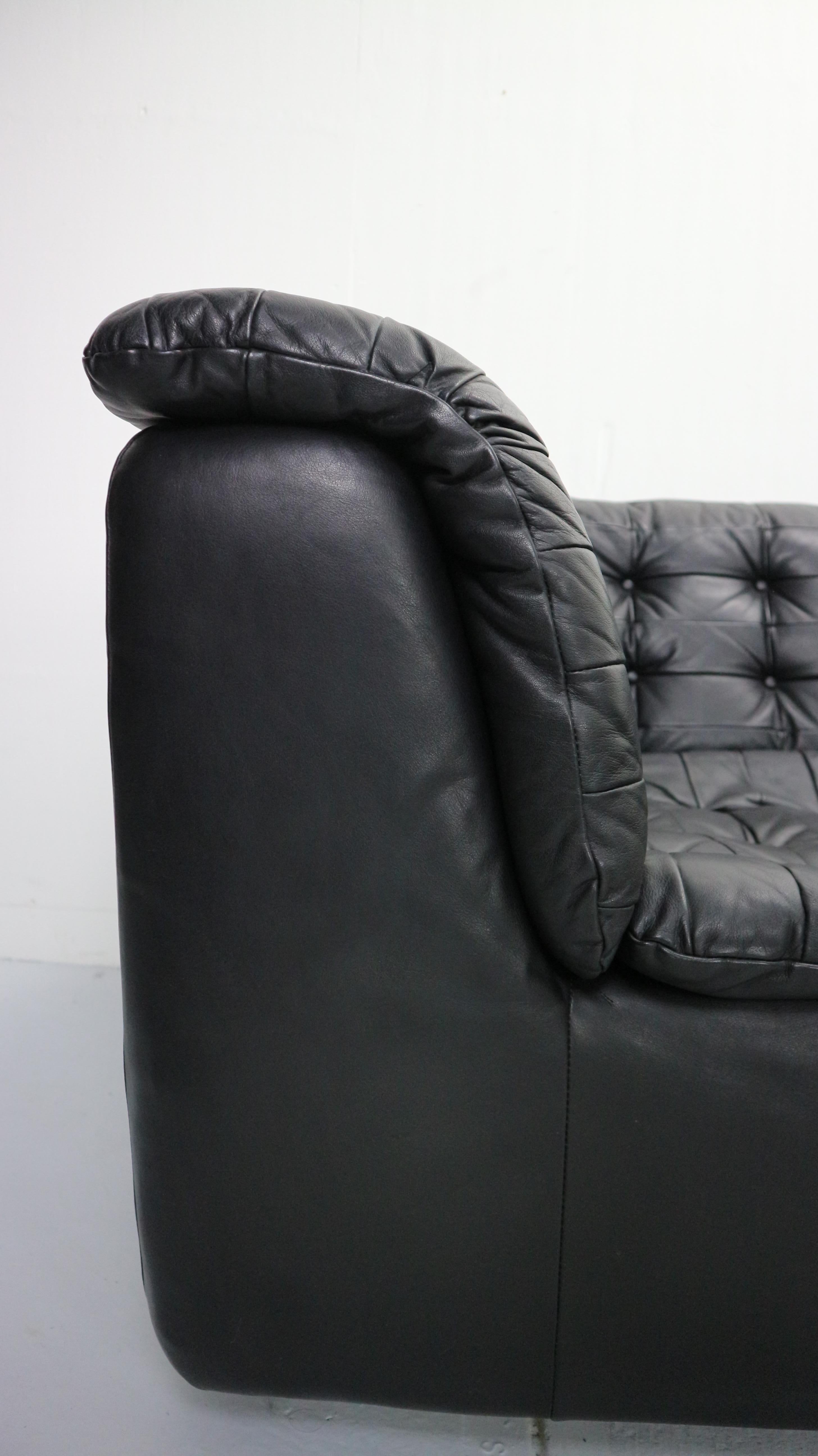 Mid-Century Modern Black Leather Sectional Seven-Seat Sofa, 1970s 6