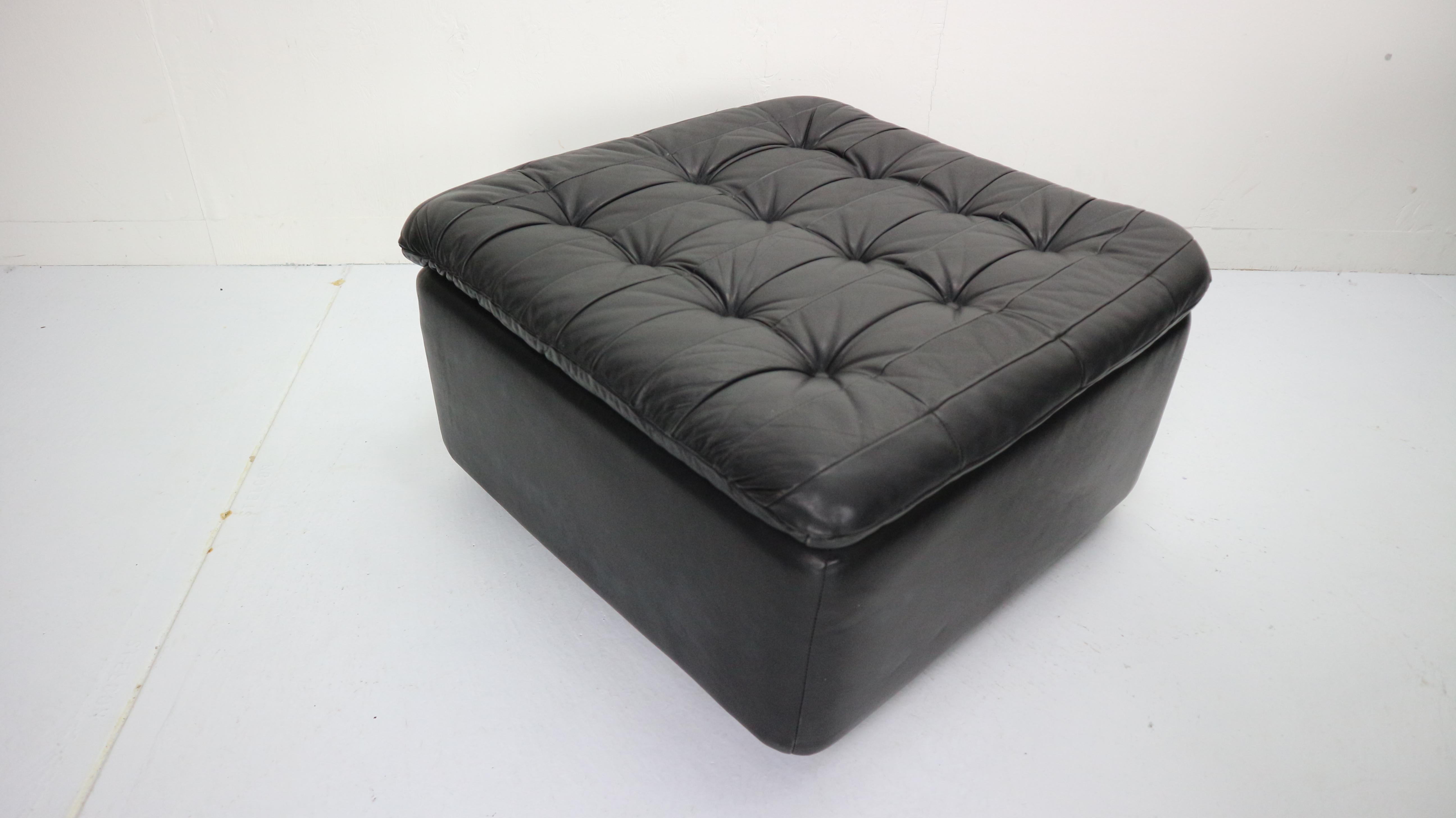 Mid-Century Modern Black Leather Sectional Seven-Seat Sofa, 1970s 10