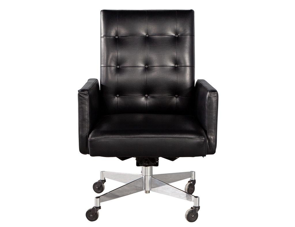 Mid-Century Modern Black Leather Swivel Office Chair by Stow and Davis 2