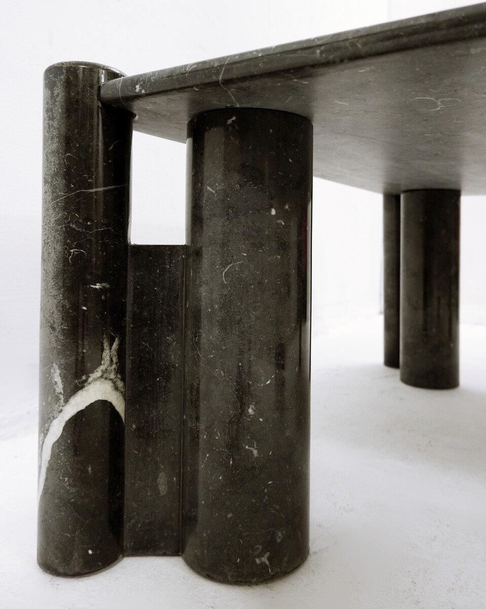 Table basse carrée en marbre noir de style The Moderns Modernity Gae Aulenti - années 1970 en vente 2