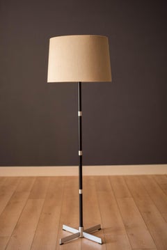 Lampada da terra in metallo nero e alluminio in stile Mid-Century Modern