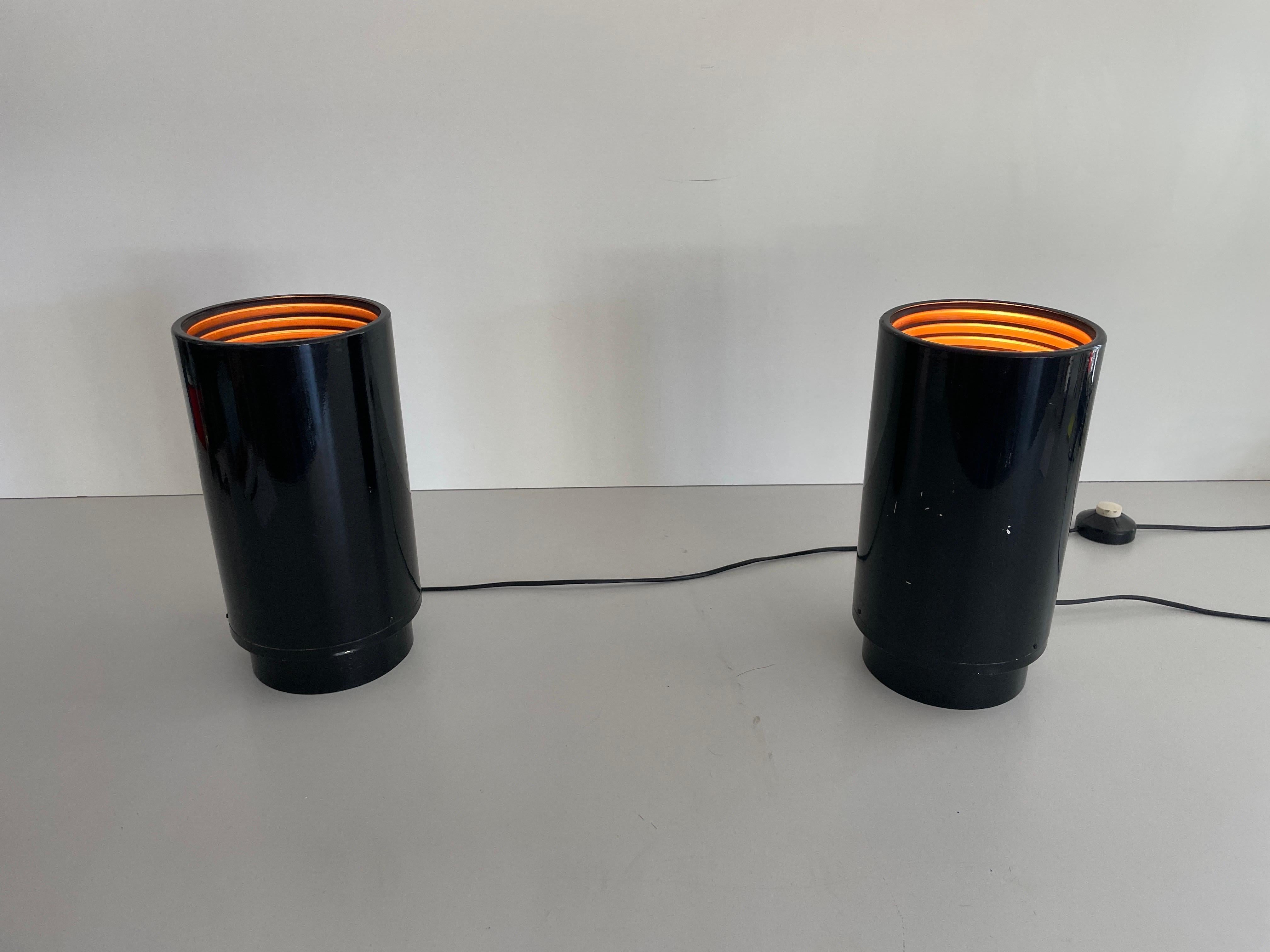 Mid-Century Modern Black Metal Pair of Table Lamps, 1960s, Italy For Sale 5