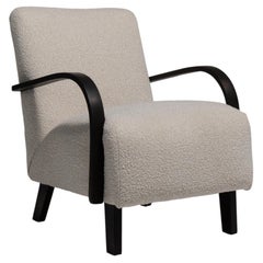 Sillón de estilo «Mid-Century Modern» con pátina negra y tapizado de bouclé, República Checa