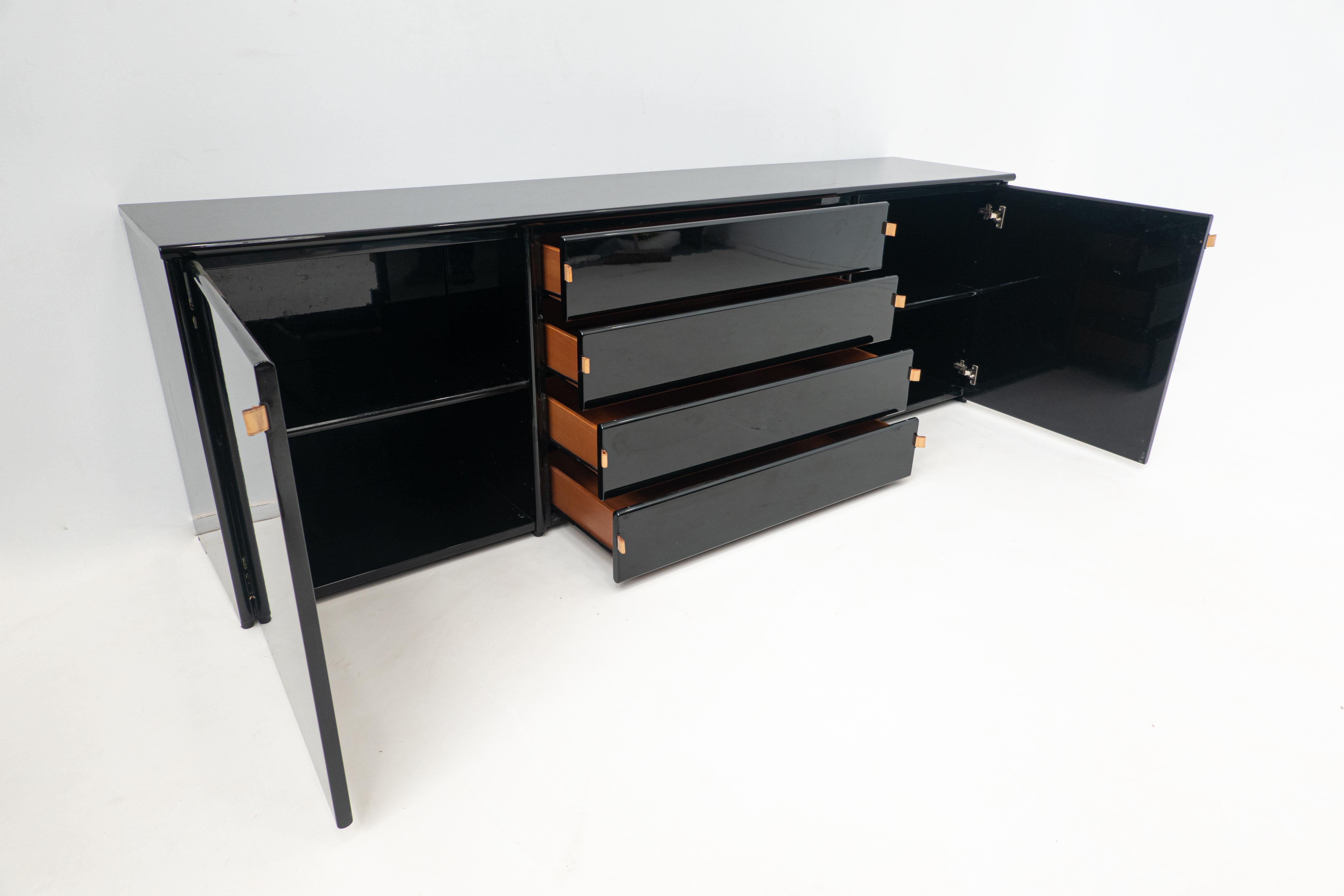 Mid-Century Modern Black Sideboard, Leather Handles, Italy, 1960s 2