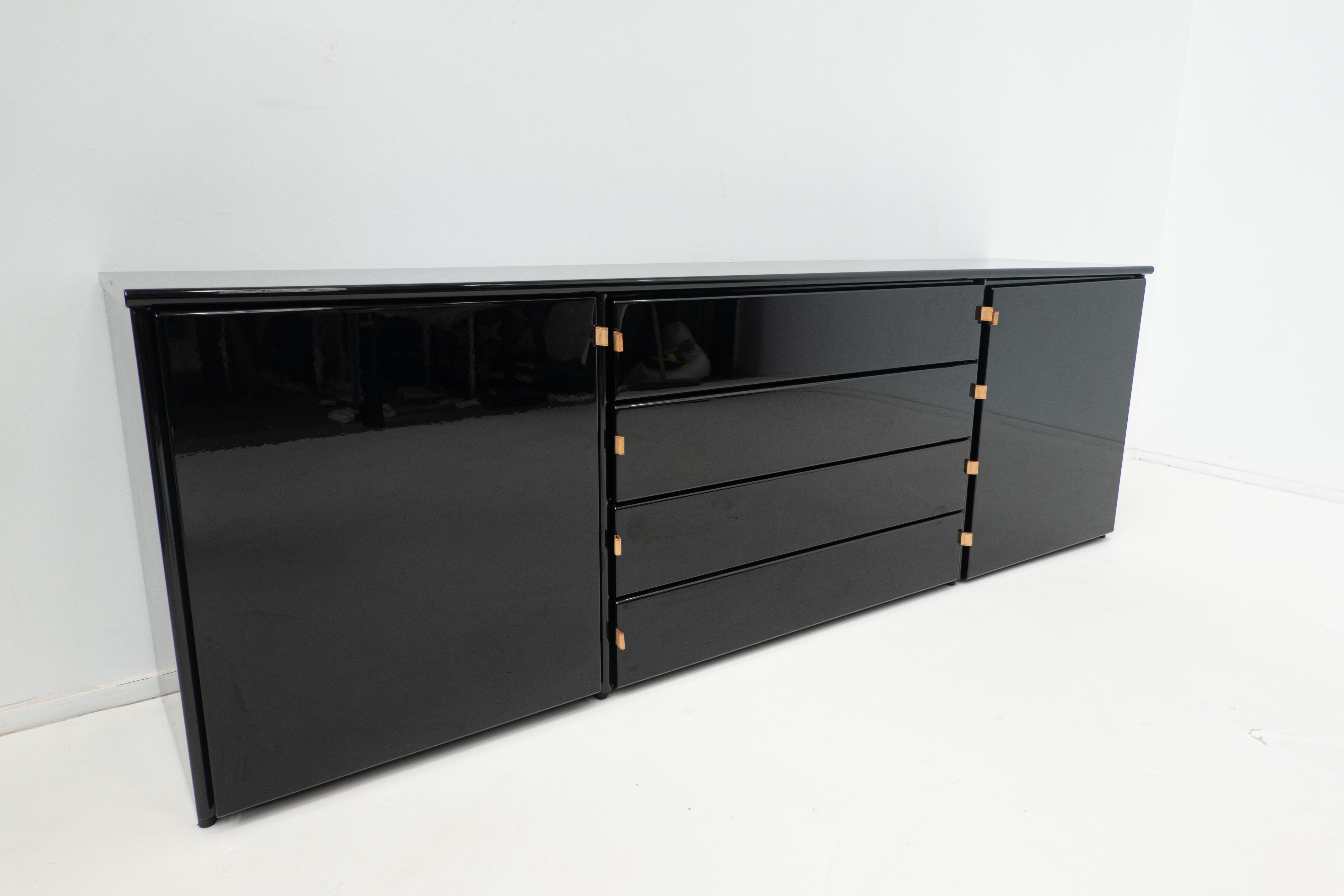 Mid-Century Modern Black Sideboard, Leather Handles, Italy, 1960s 4