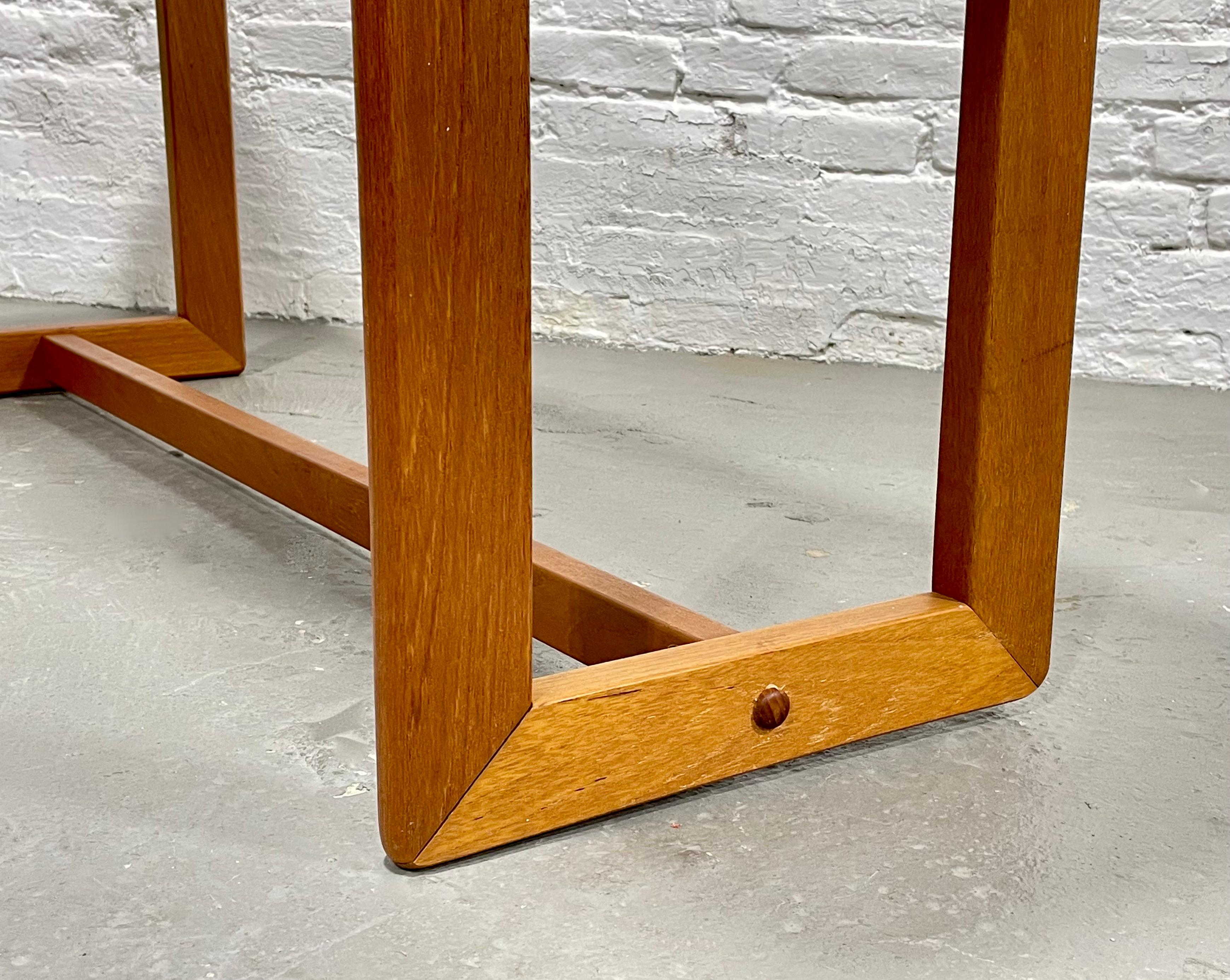Mid-Century Modern Black Slate Tile Teak Console Table, circa 1960s 4