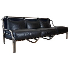 Mid-Century Modern Black "Stringa" Sofa Designed by Gae Aulenti for Poltronova