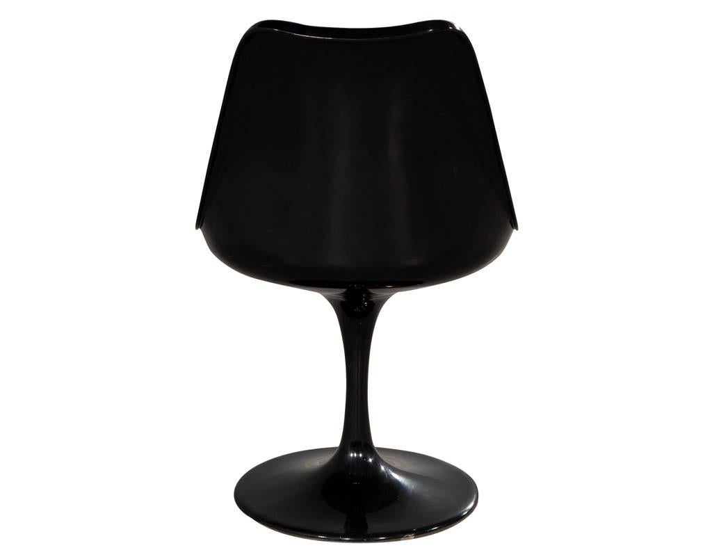 Late 20th Century Mid-Century Modern Black Tulip Chair For Sale
