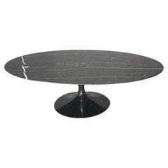 Mid-Century Modern Black Tulip Oval Cocktail Table by Eero Saarinen for Knoll 70