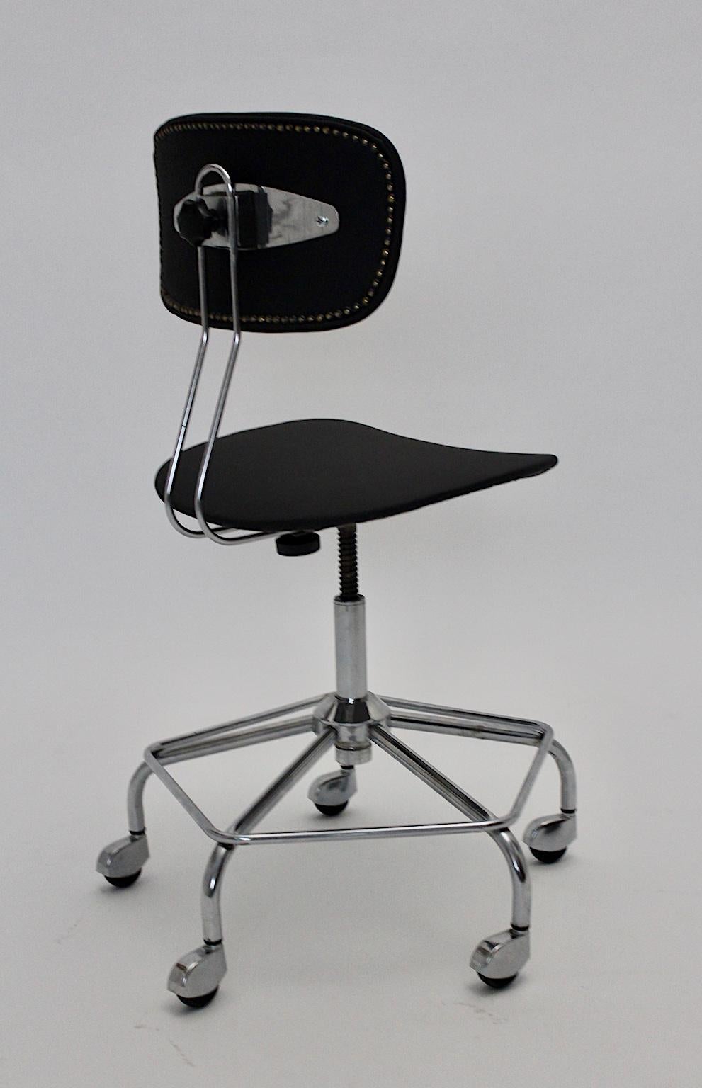 Mid-Century Modern Black Vintage Desk Chair Style Egon Eiermann 1950s Germany In Good Condition For Sale In Vienna, AT