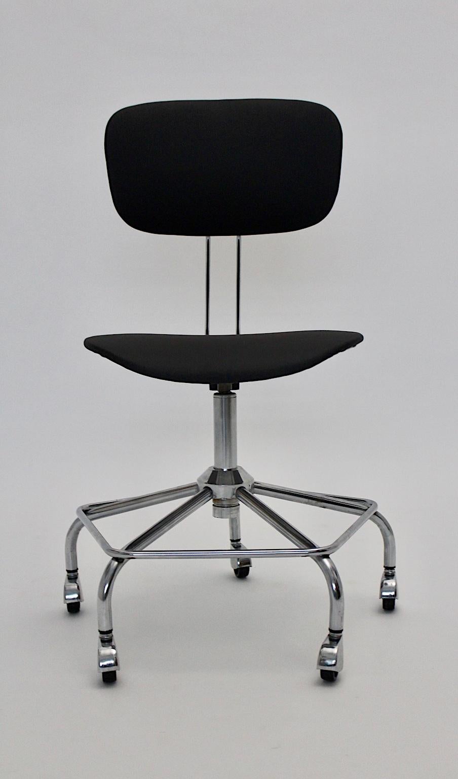 Silla de escritorio vintage negra moderna de mediados de siglo estilo Egon Eiermann años 50 Alemania Metal en venta