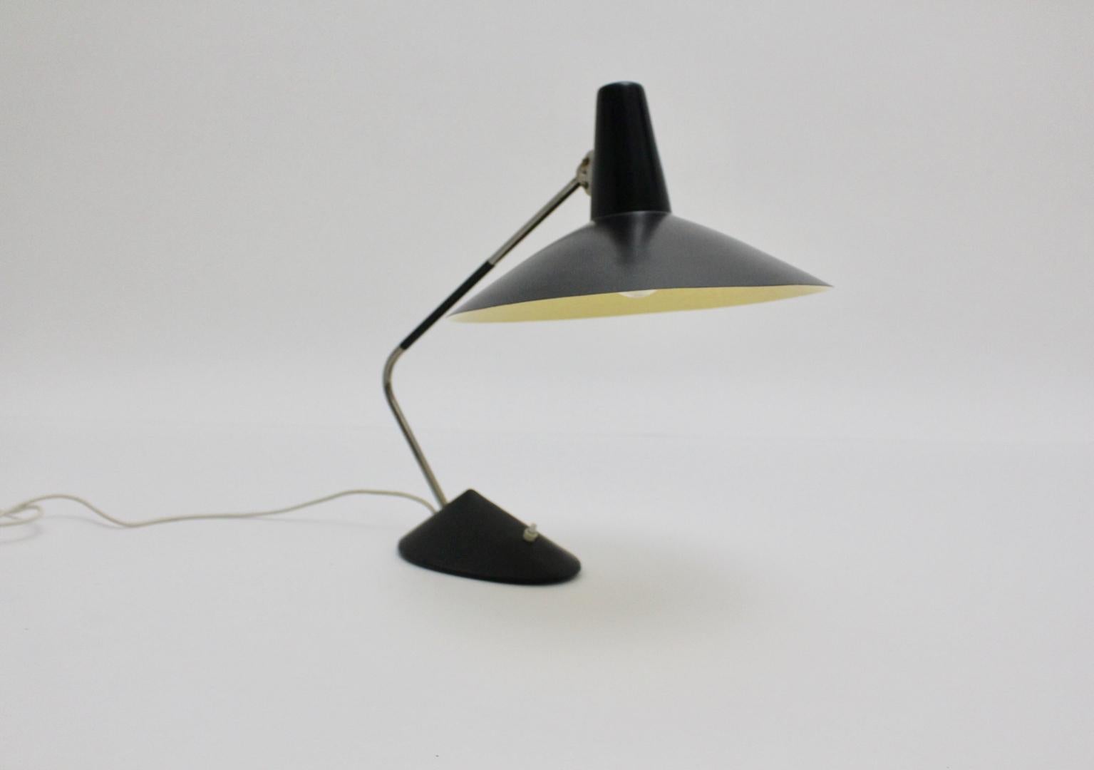 modern black lamp table
