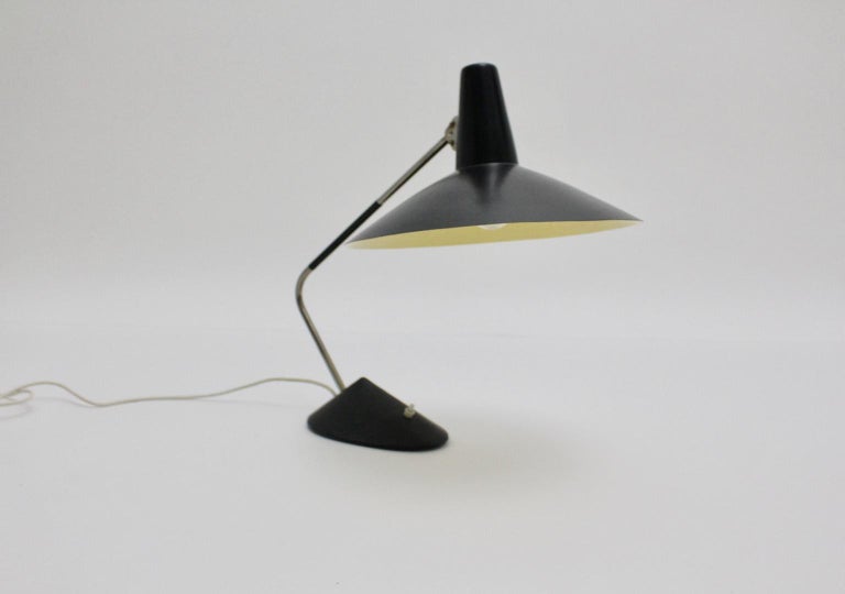 Italian Mid-Century Modern Black Vintage Metal Table Lamp by Stilnovo, 1950s, Italy For Sale