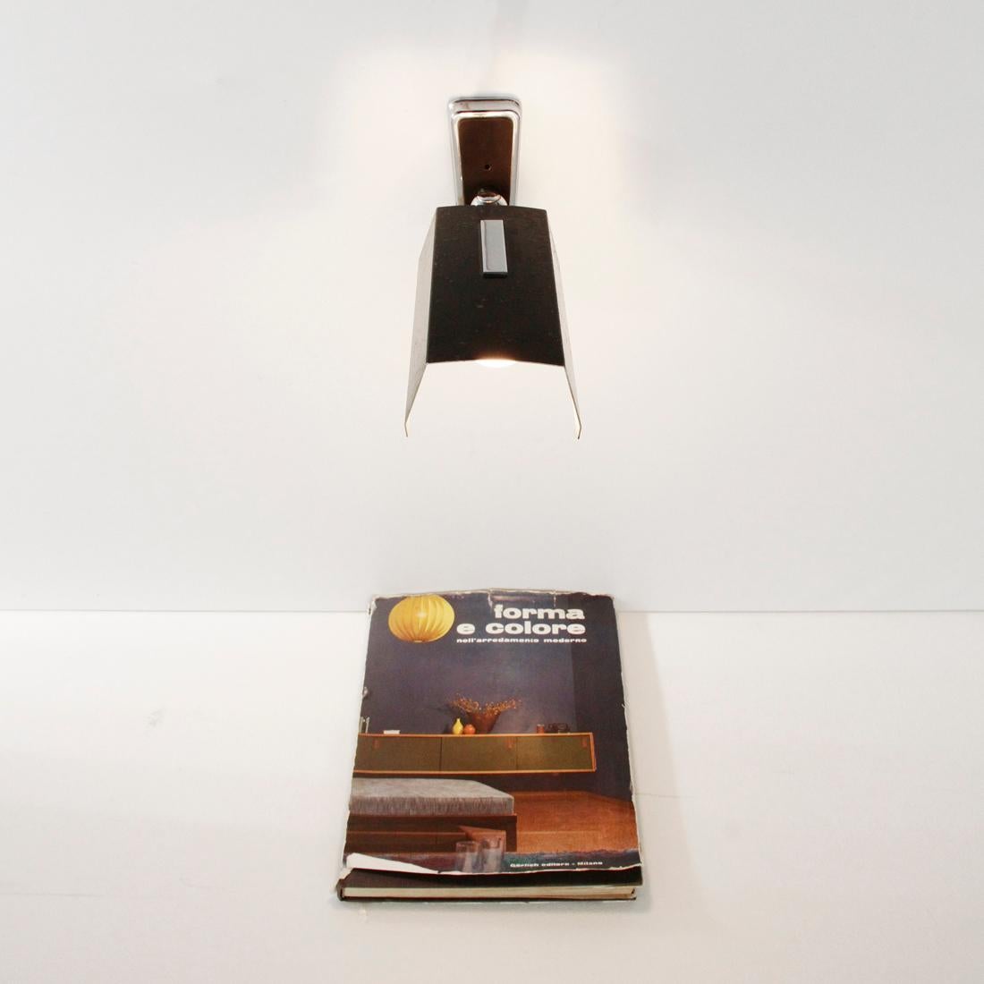 Mid-Century Modern Black Wall Lamp by Stilnovo, 1960s For Sale 6