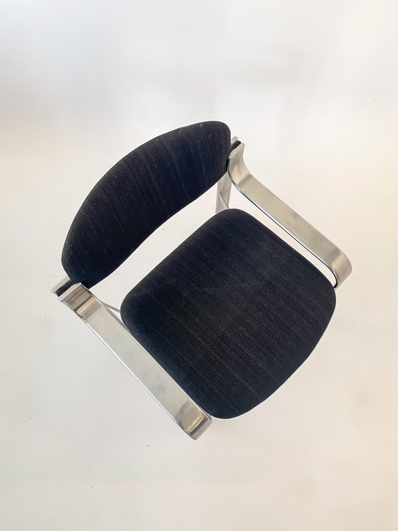 Italian Mid-Century Modern Black Metal Armchair by Eero Aarnio for Mobile Italia, 1970s For Sale