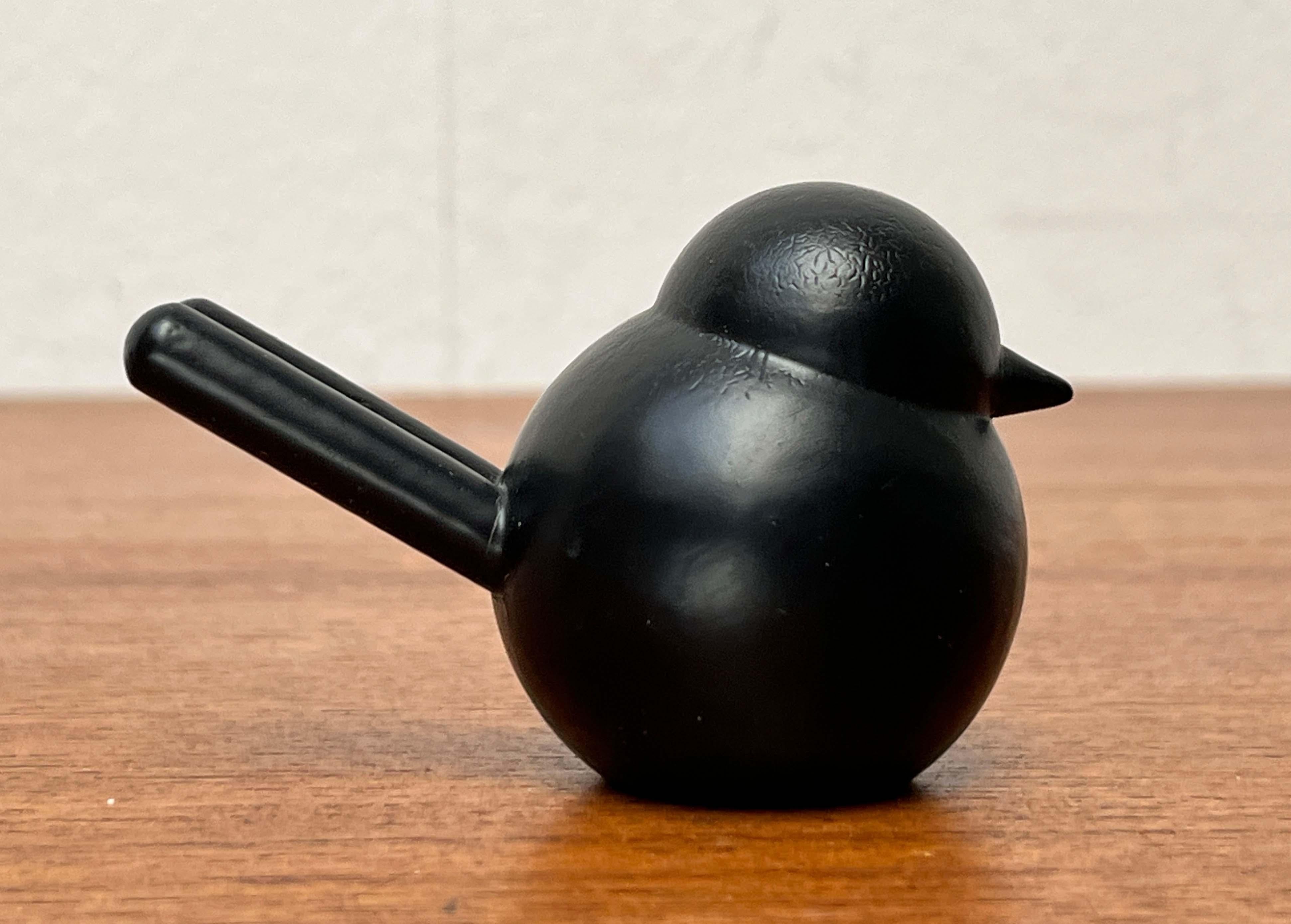 Uccello in legno nero di Aarikka, Finlandia, anni '60, metà del secolo scorso in vendita 1