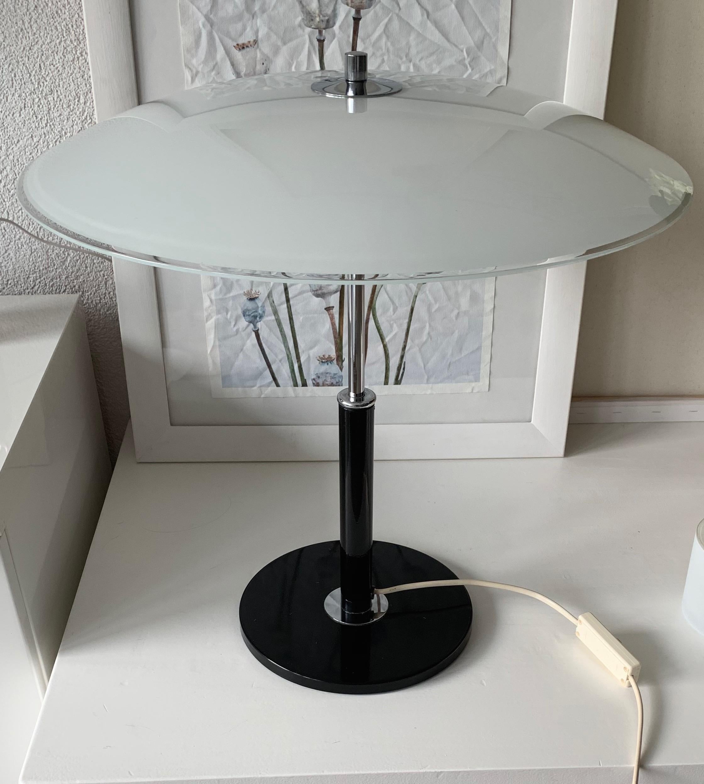Mid-Century Modern Blackened and Chrome Metal with Glass Shade Table / Desk Lamp 8