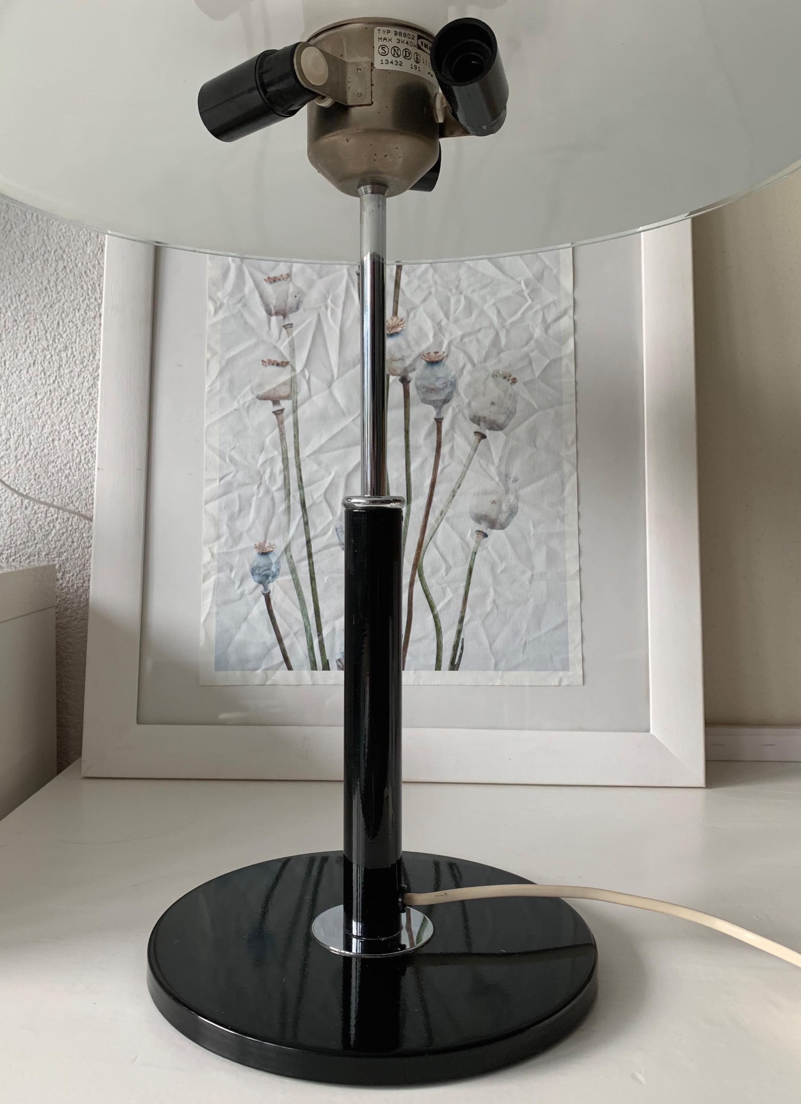 Mid-Century Modern Blackened and Chrome Metal with Glass Shade Table / Desk Lamp 3