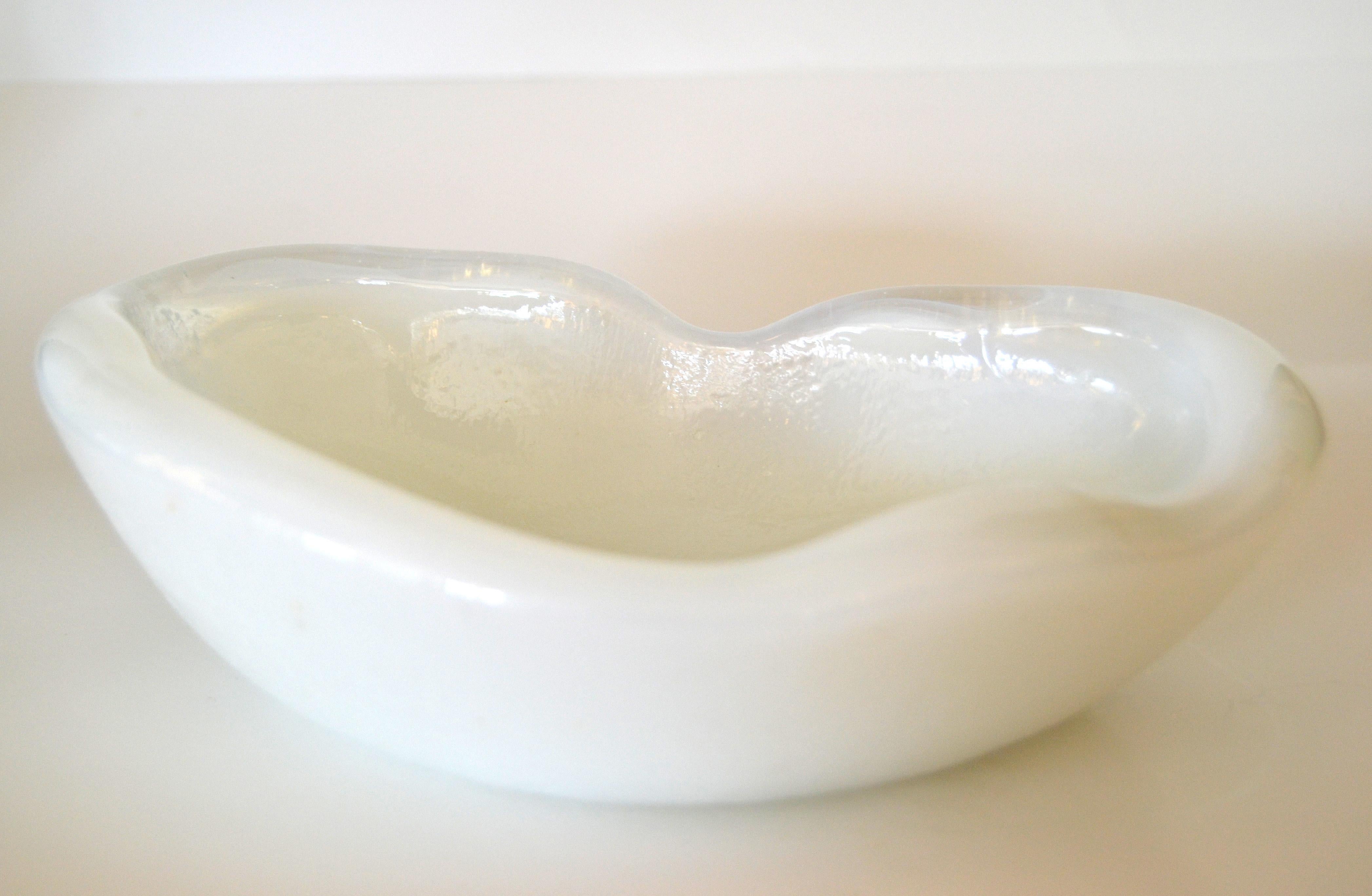 Mid-Century Modern Blenko Attributed Thick White Glass Catchall Bowl Ashtray For Sale 1
