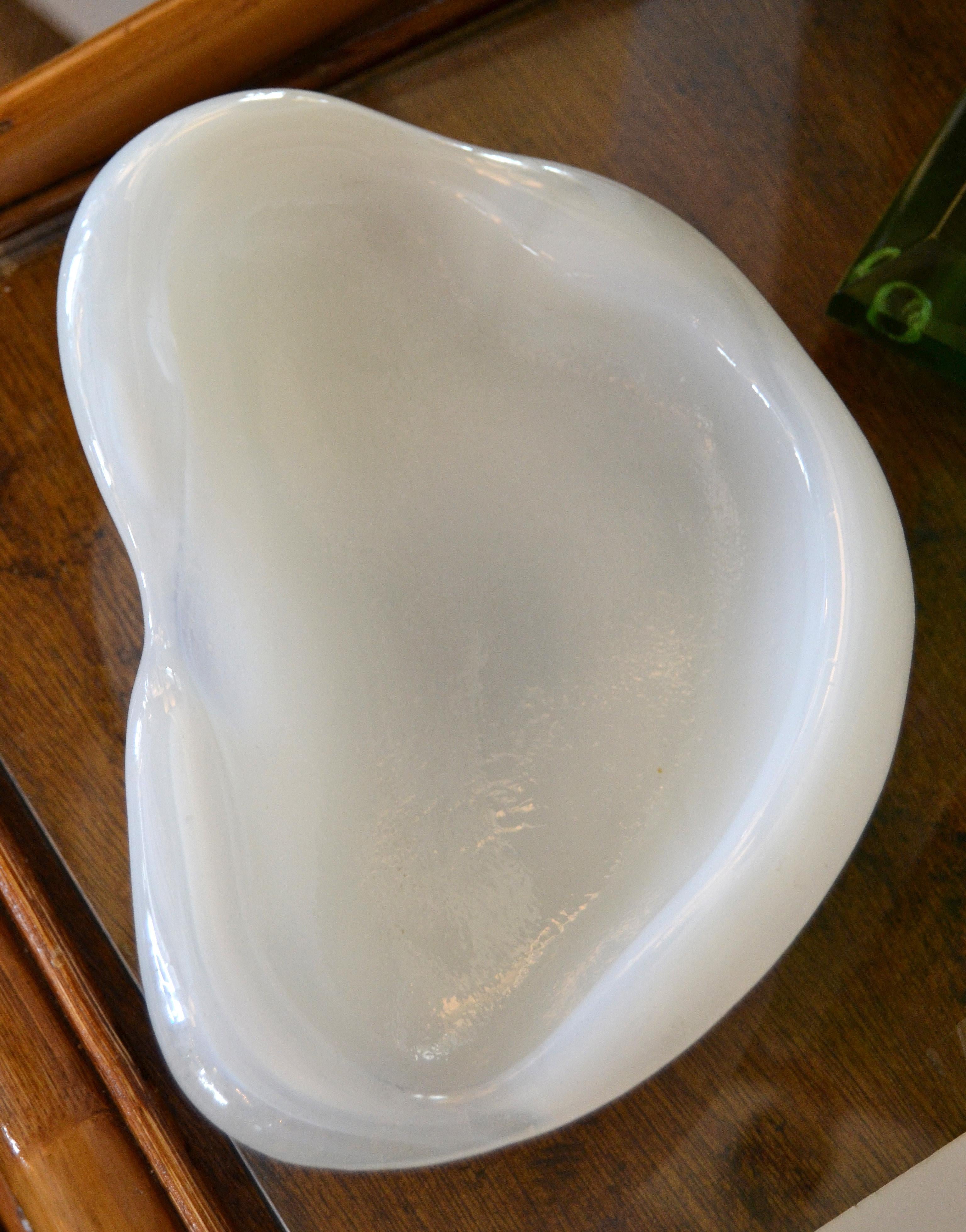 American Mid-Century Modern Blenko Attributed Thick White Glass Catchall Bowl Ashtray For Sale