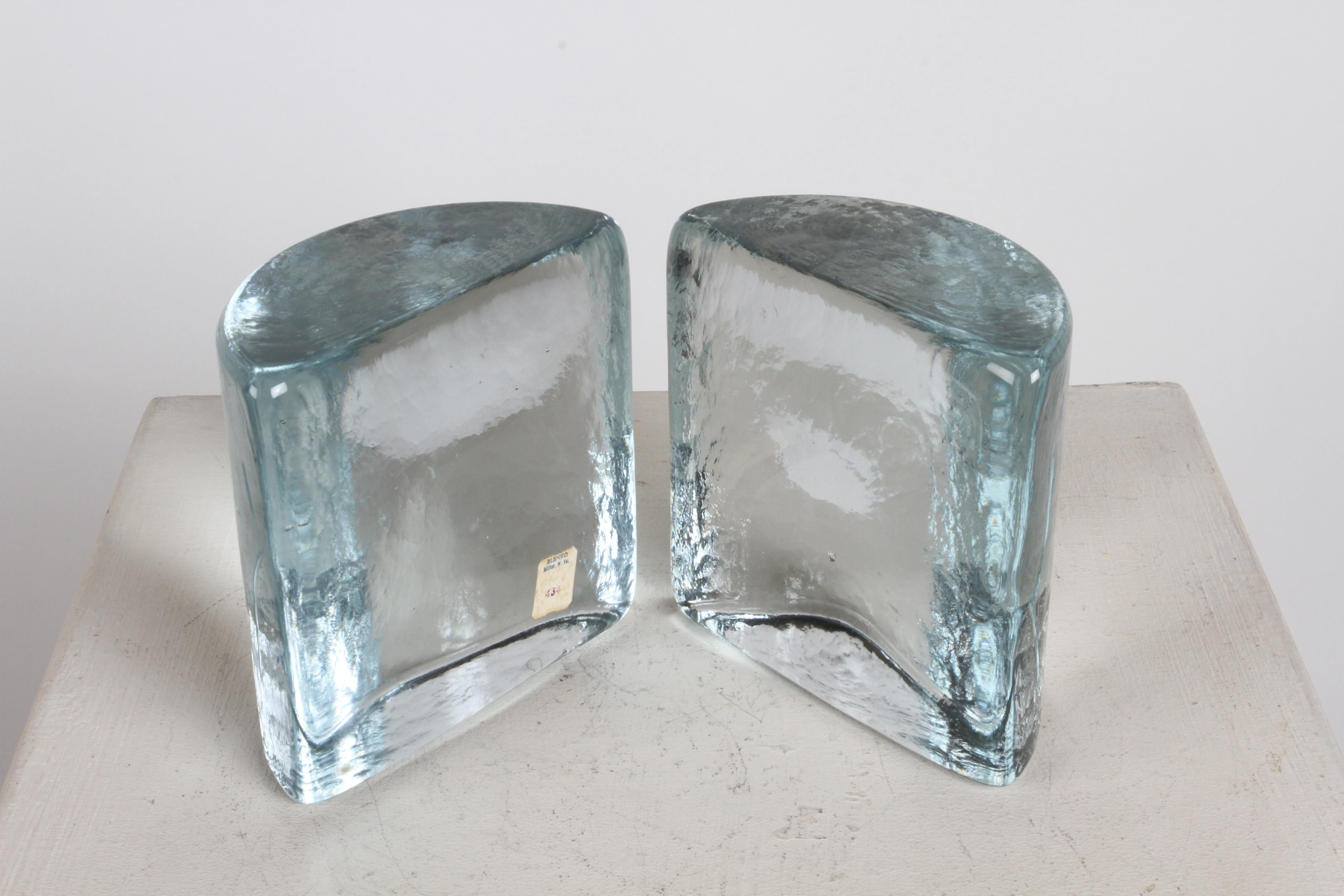 Mid-Century Modern Blenko Clear Glass Half Circle Bookends by Wayne Husted In Good Condition For Sale In St. Louis, MO