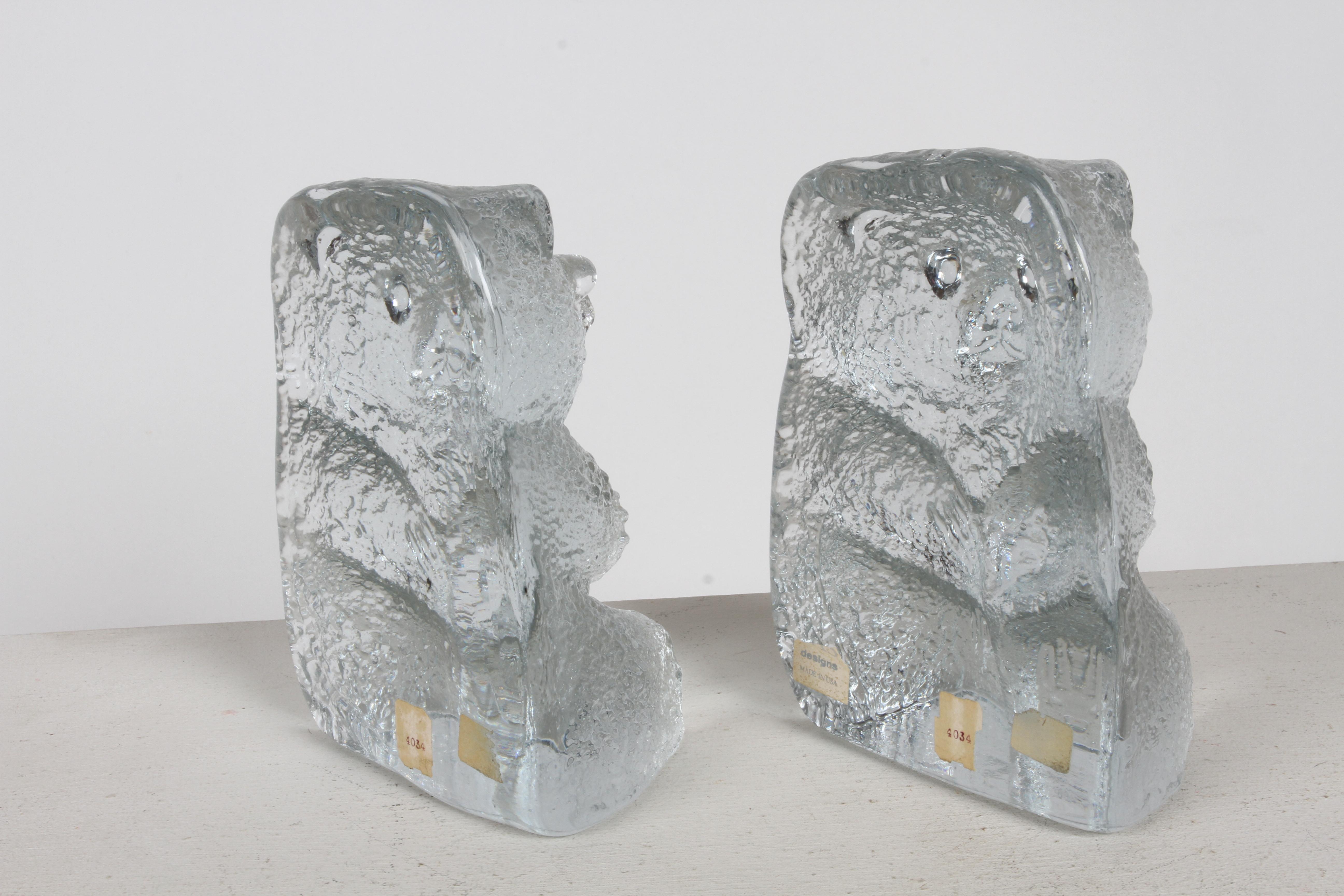 Mid-Century Modern Blenko Clear Textured Glass Bear Bookends by Wayne Husted For Sale 4