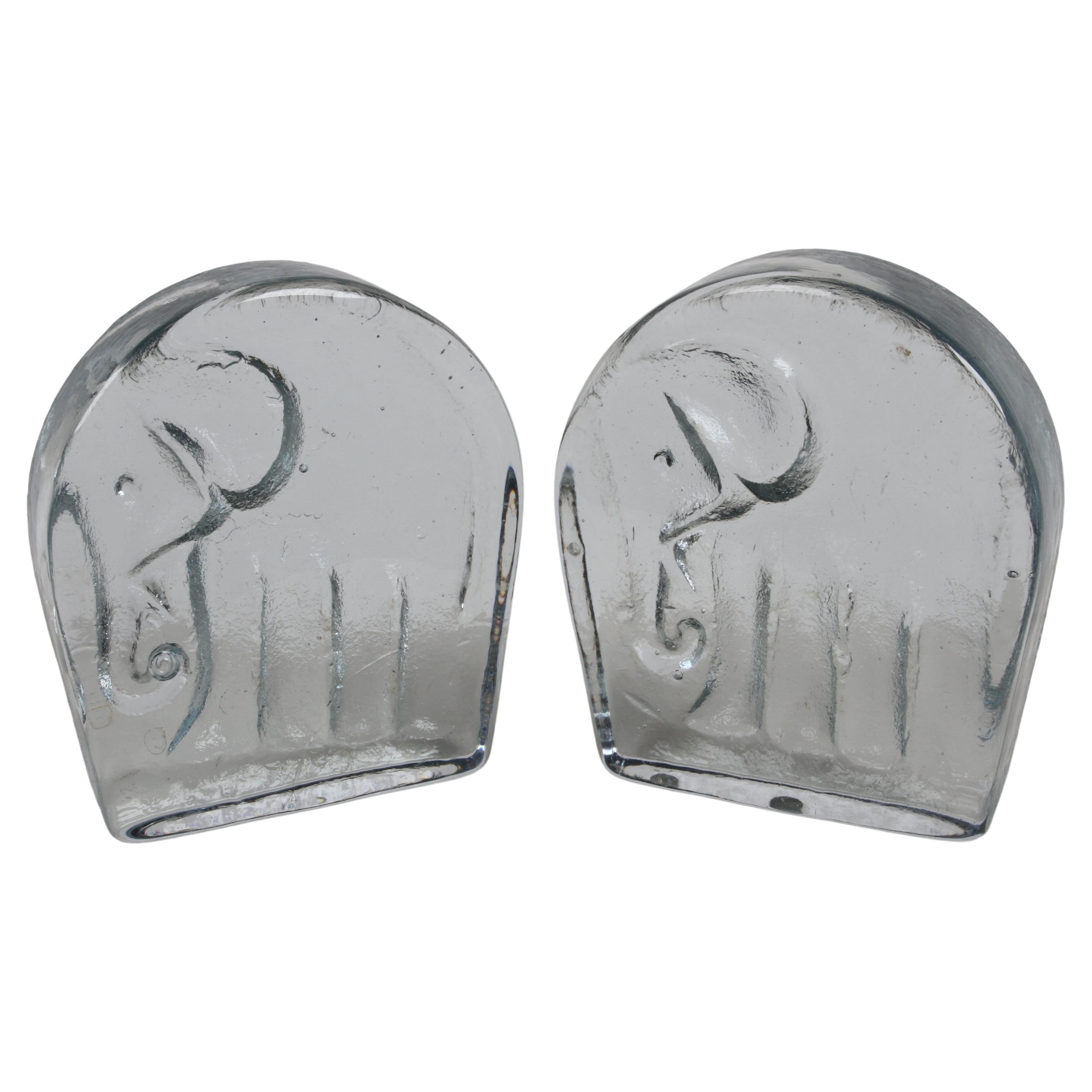 Mid-Century Modern Blenko Clear Textured Glass Elephant Bookends by Wayne Husted For Sale