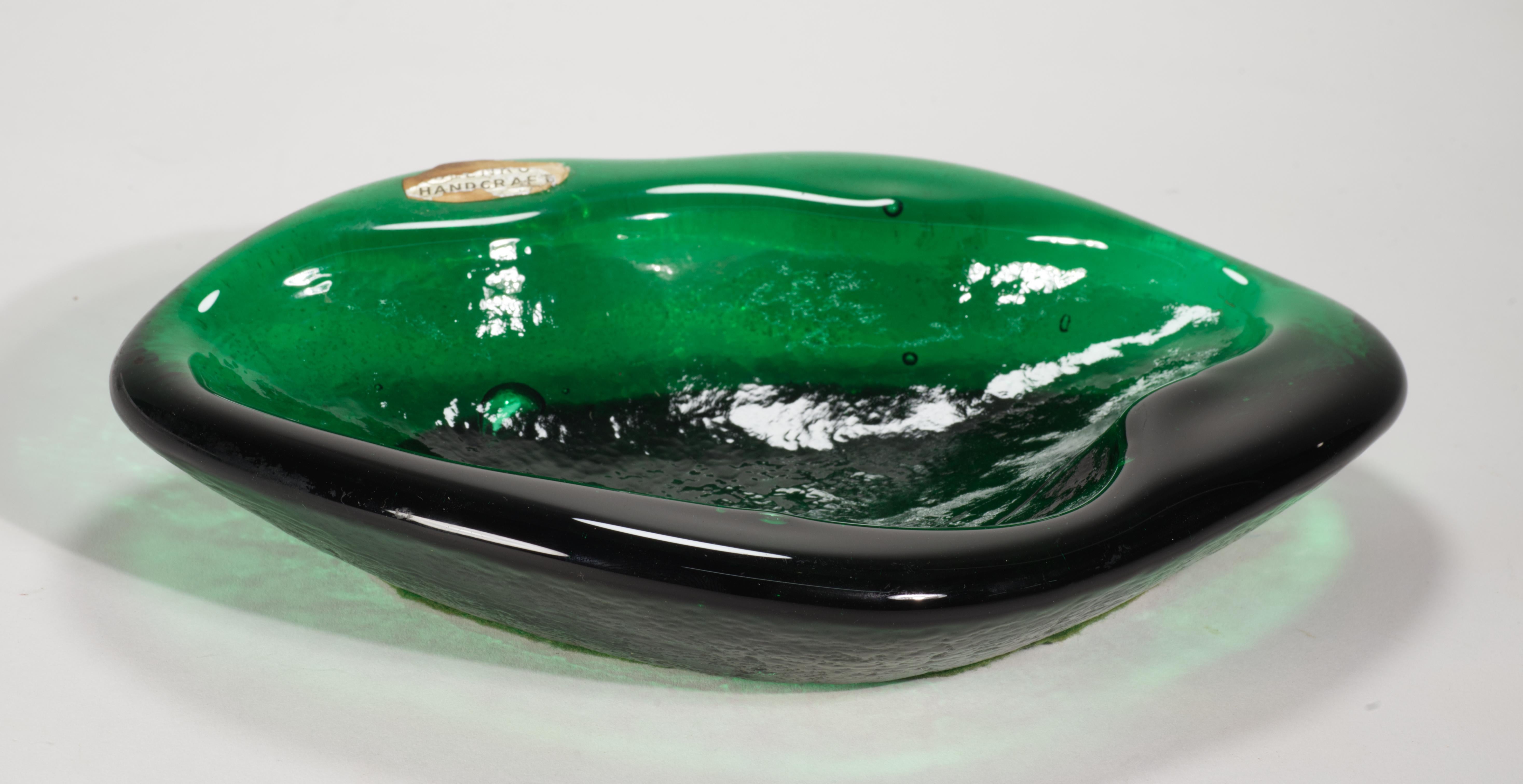 Mid-Century Modern Blenko Thick Green Glass Catchall Bowl Ashtray In Good Condition In Clifton Springs, NY