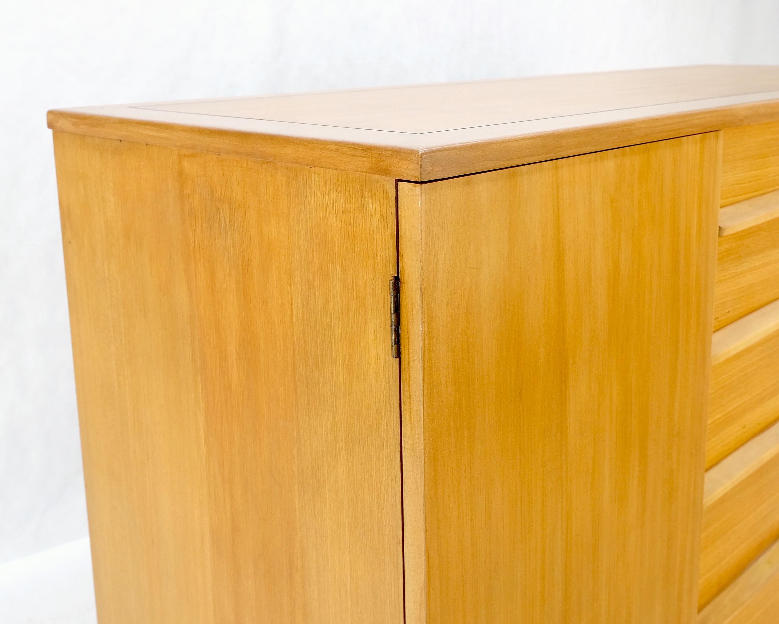 Mid-Century Modern Blond Birch 6 Drawers One Door Compartment Dresser Credenza  For Sale 6