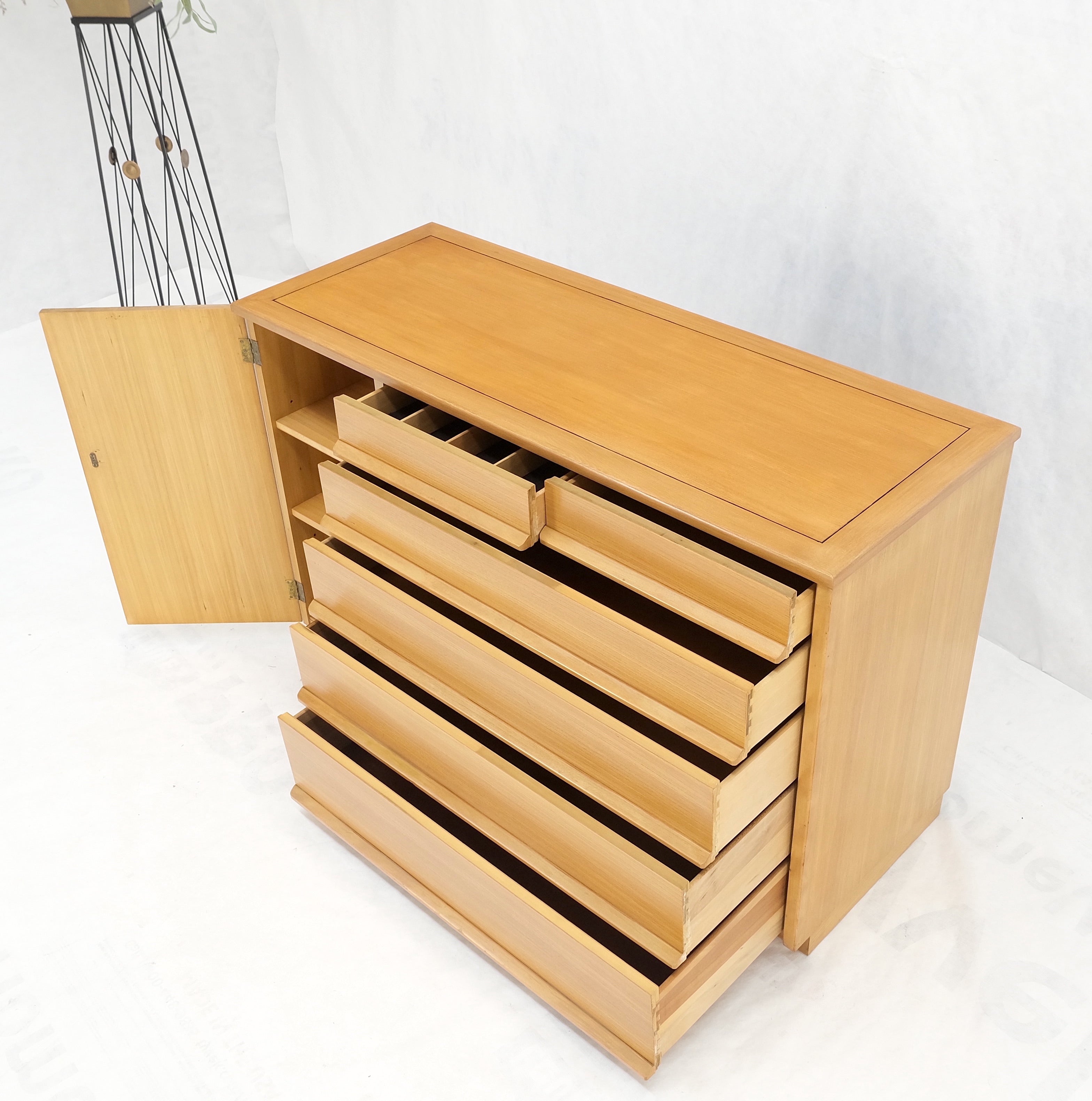Mid-Century Modern Blond Birch 6 drawers One Door Compartment dresser credenza MINT!.