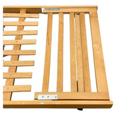 Blondes Tagesbett aus Buchenholz im Stil von Holma, Moderne der Mitte des Jahrhunderts