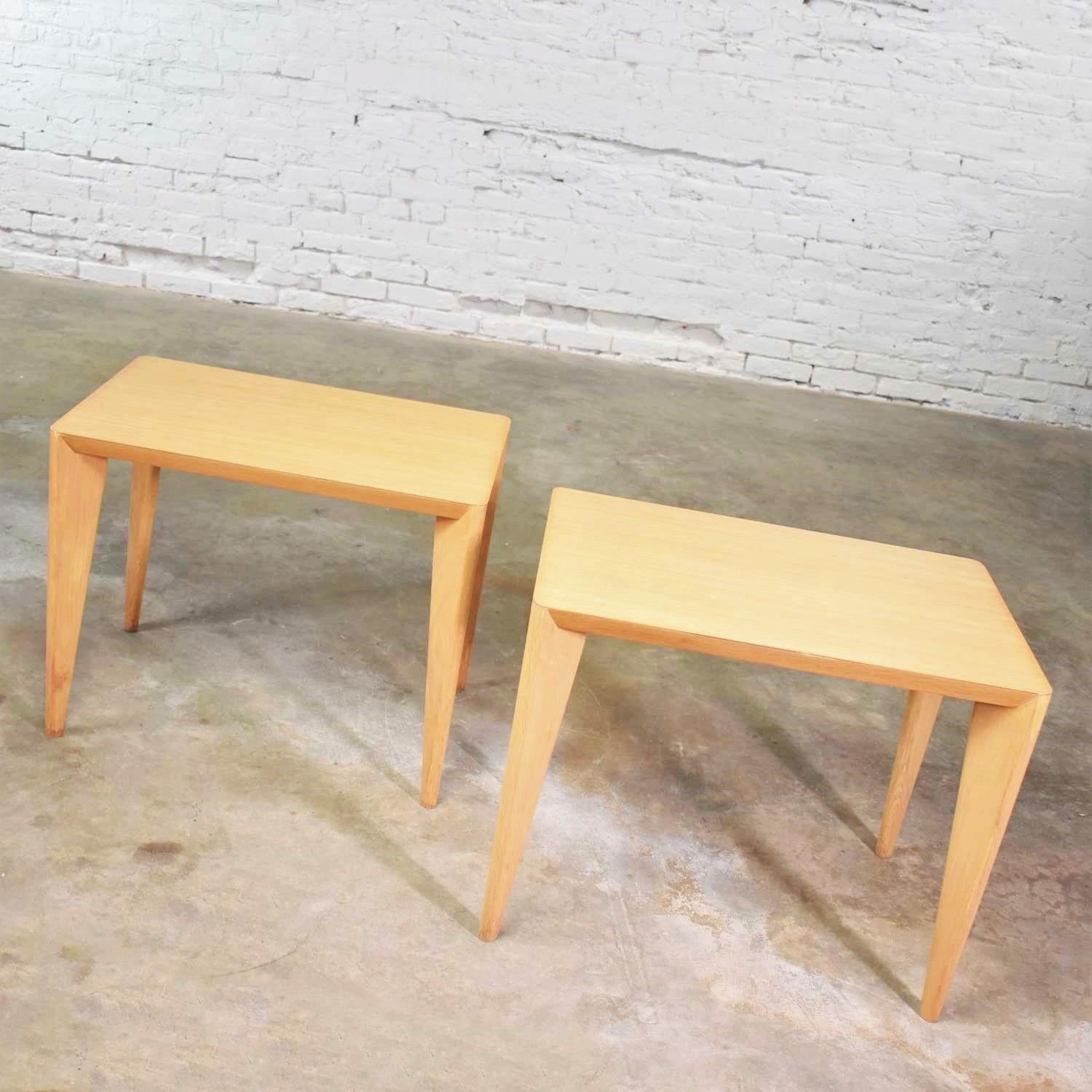 20th Century Mid-Century Modern Blonde Side Tables or End Tables with Laminate Tops a Pair For Sale